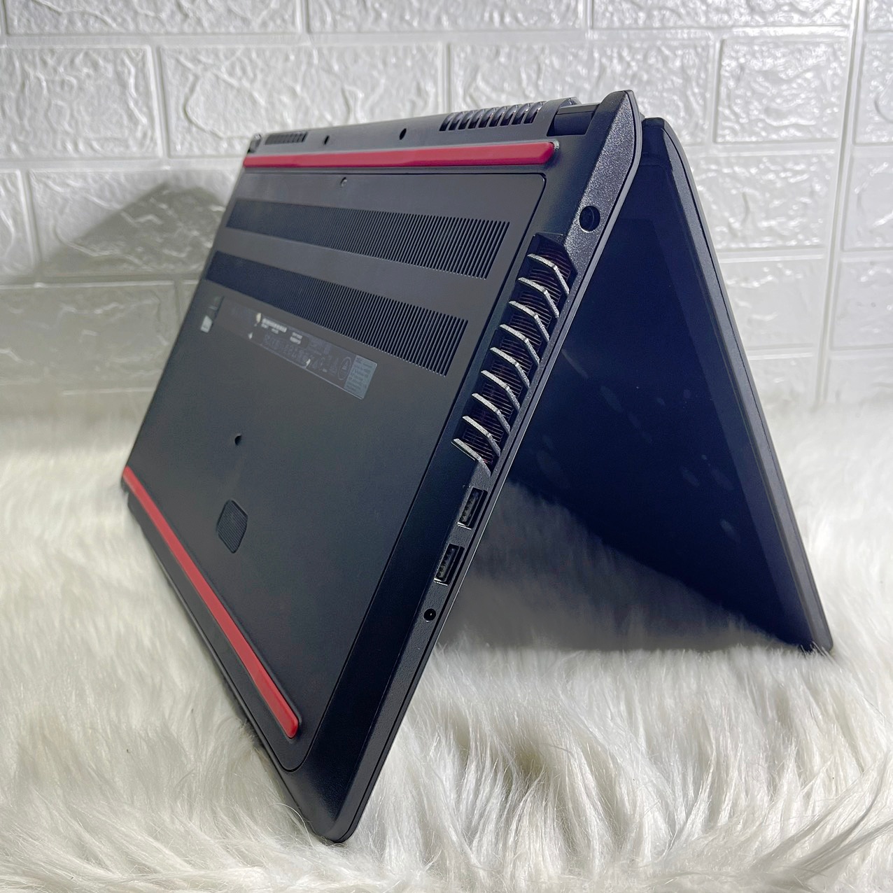 Inspiron 7559 ( i7-6700HQ, RAM 8G, SSD 128G + HDD 500G, VGA Nvidia GTX 960M- 4G, màn 15.6 inch Full HD ) Giá Rẻ, Uy Tín