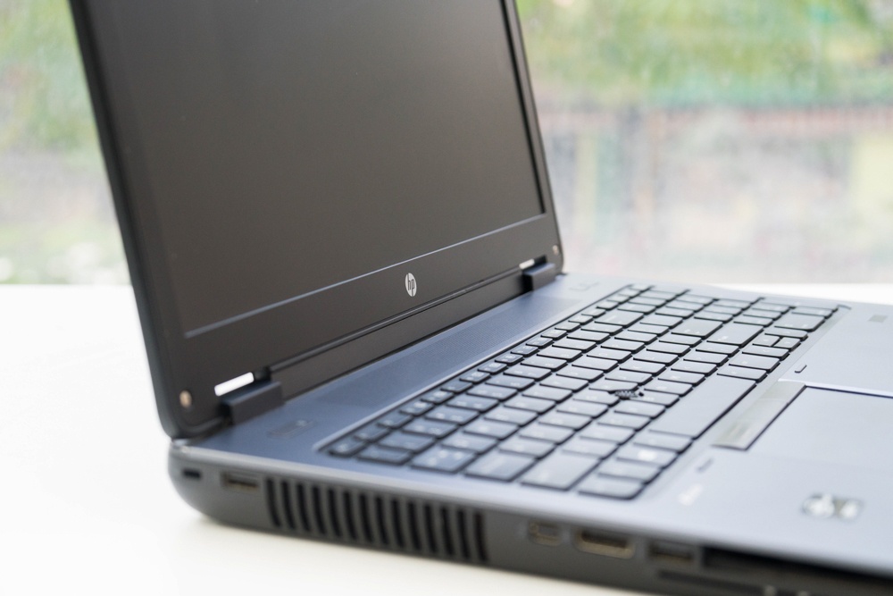 HP Zbook 15 G1 cấu hình mạnh, Core 7, Ram 8gb, ổ cứng SSD 256, VGA K2100, màn 15.6 FHD, laptop văn phòng lướt 99%