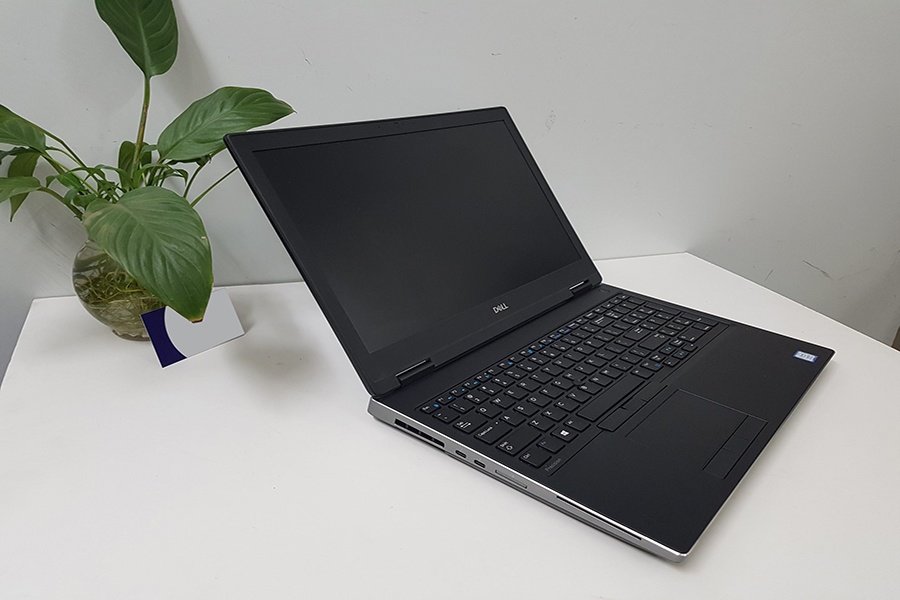 Dell Precision 7530 cấu hình cao lướt 99%, Core i7, Màn 15.6 FullHD, Ram 16gb, Ổ cứng SSD 512, cạc rời VGA P2000