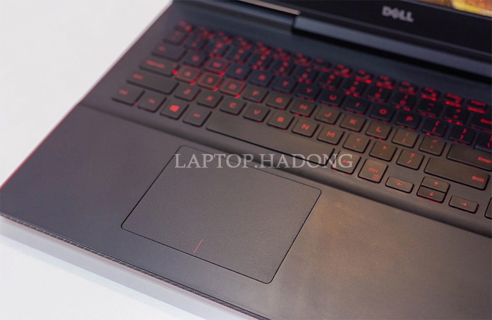 Gaming Dell inspiron 7567 cấu hình cực mạnh, Core i5, Ram 8gb, ổ cứng SSD 128gb 500gb,VGA 1050TI, 1050, màn 15.6 FullHD