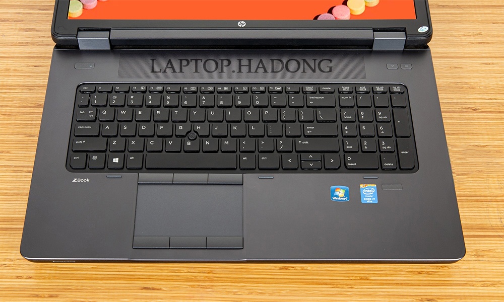 Hp Zbook 17 G1 cấu hình cao, màn hình khủng, Core i7, Ram 8gb, ổ cứng SSD 256gb, VGA K3100, Màn 17.3FHD, zin lướt