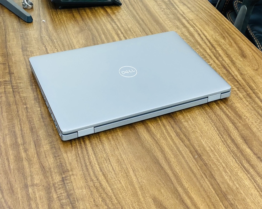 Dell Latitude 5410, E5410 cấu hình cao zin lướt 99%, Core i5, Ram 8gb, ổ cứng SSD 256gb,màn 14inch FullHD cao cấp