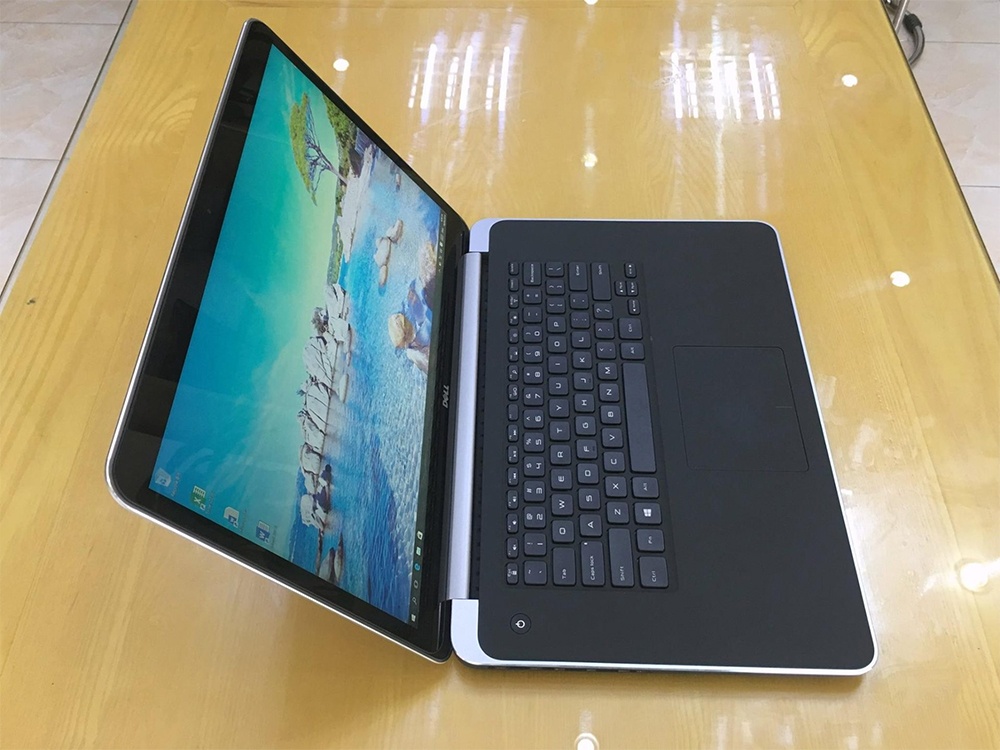 Dell 9530 cấu hình cao, Core i7, Ram 8gb, ổ cứng SSD 256gb, Cạc VGA rời, màn 15.6 FHD,máy tính văn phòng lướt 99%