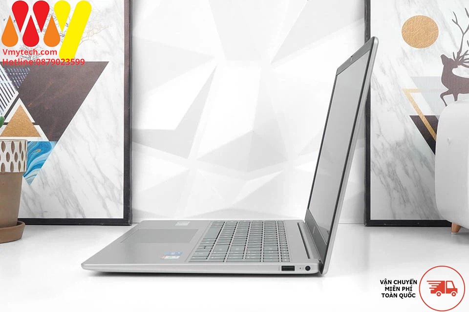 HP 14- ep0097nr Core i7 1355U/ Ram 8GB/ SSD 256GB/ 14'' FHD IPS/ Win 11/ Silver/ New