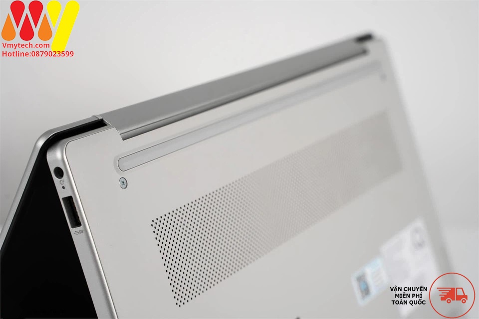 HP 14s 14-em0085AU (835T8PA) (Ryzen 3 7320U/RAM 8GB/512GB SSD/ Windows 11)