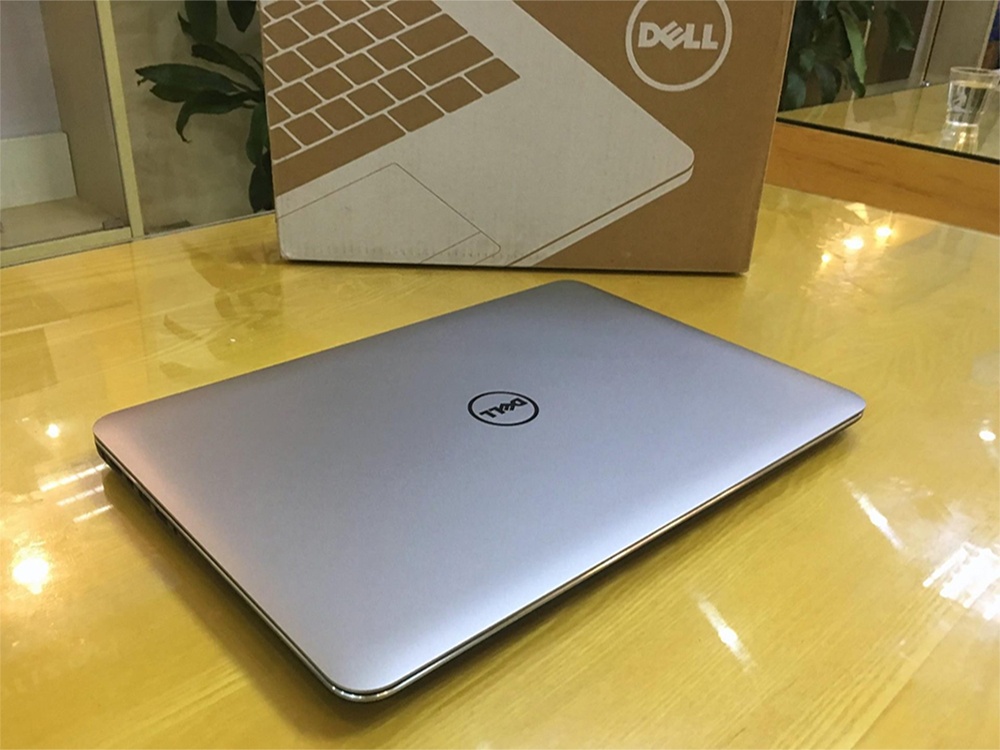 Dell 9530 cấu hình cao, Core i7, Ram 8gb, ổ cứng SSD 256gb, Cạc VGA rời, màn 15.6 FHD,máy tính văn phòng lướt 99%