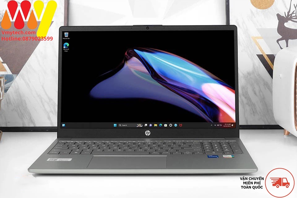 HP 14- ep0097nr Core i7 1355U/ Ram 8GB/ SSD 256GB/ 14'' FHD IPS/ Win 11/ Silver/ New