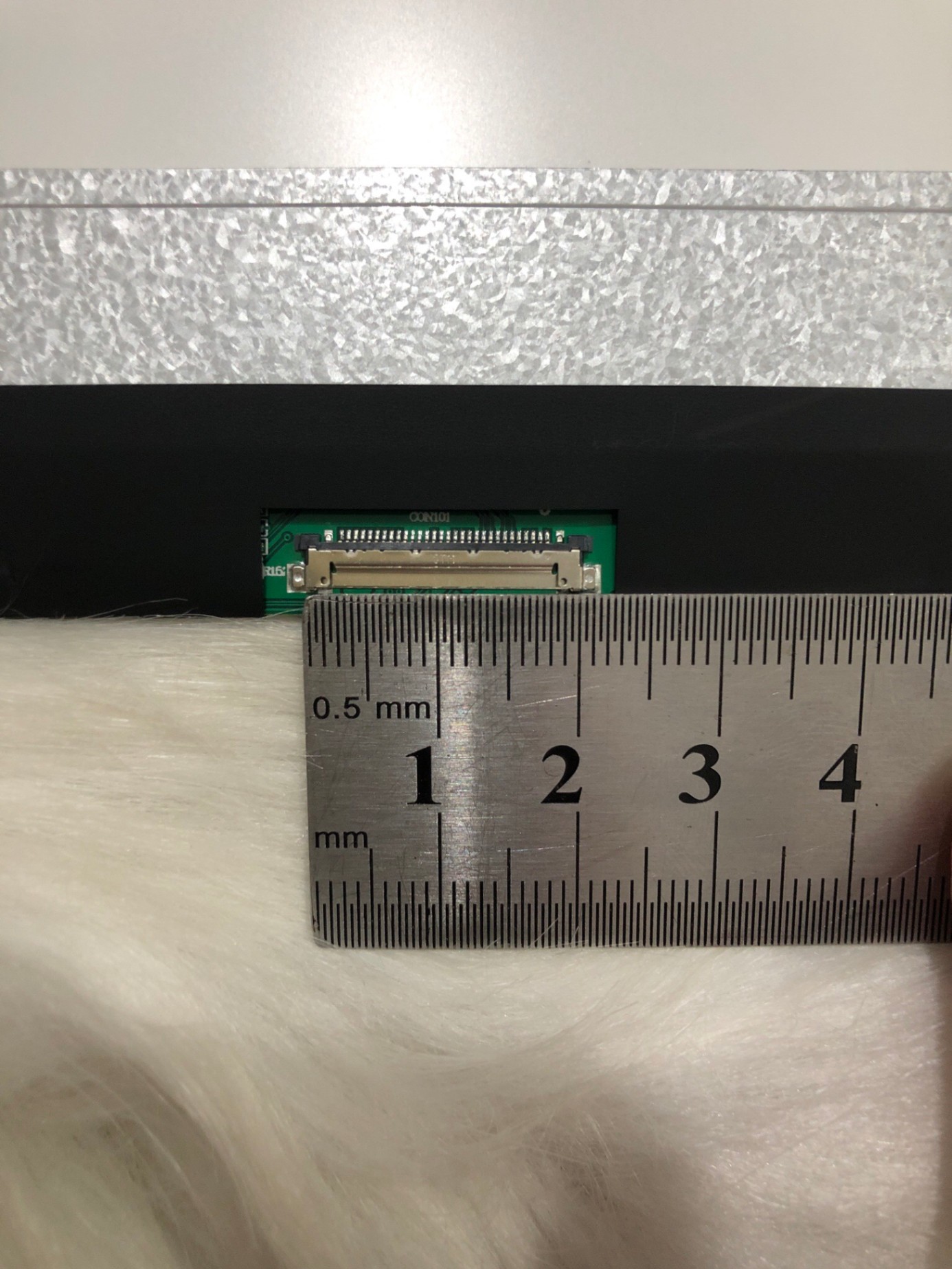 LCD 15.6 Mỏng/30 pin/viền to/có tai/HD/LN