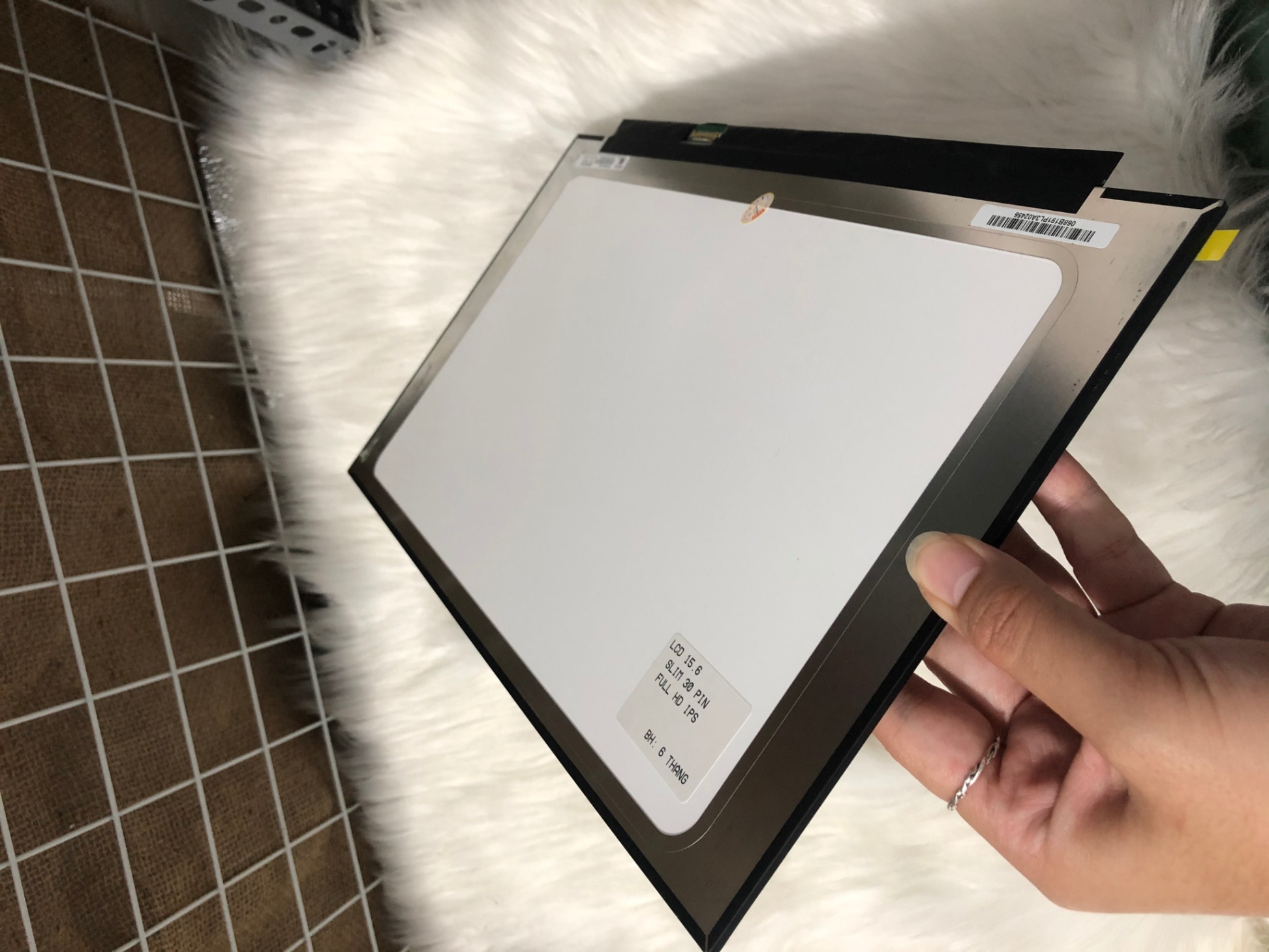 LCD 15.6 Mỏng/30 pin/viền mỏng/có tai/HD