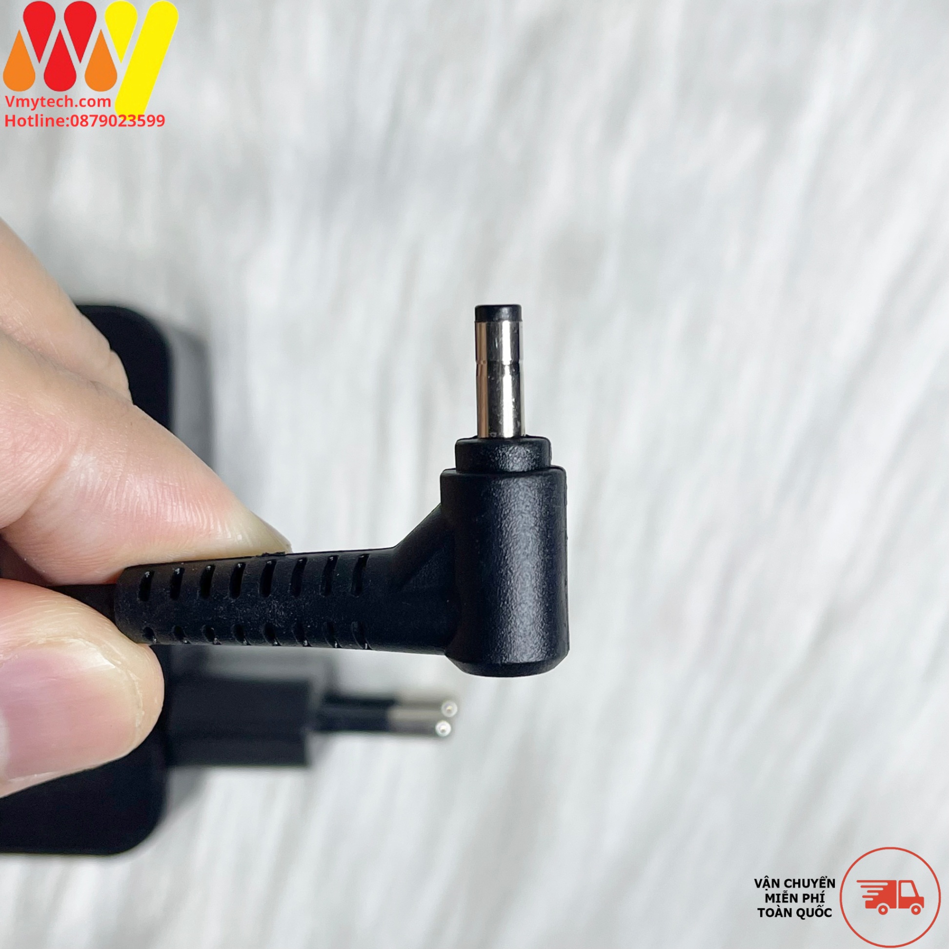 Adapter, Sạc Laptop Lenovo 20V-3.25A(65W) Củ vuông chân đạn