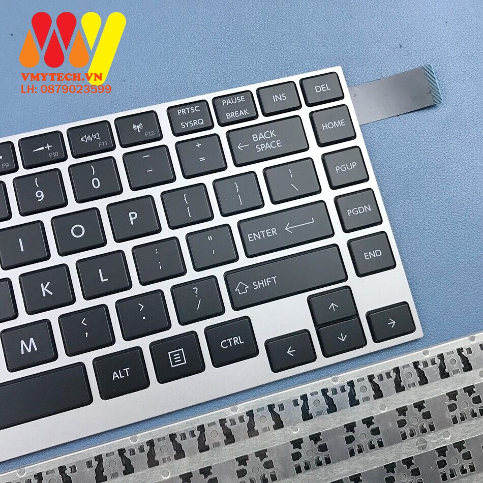 Bàn phím laptop Toshiba Satellite U900 W30T W30DT W35T W35DT, L35W – W35DT