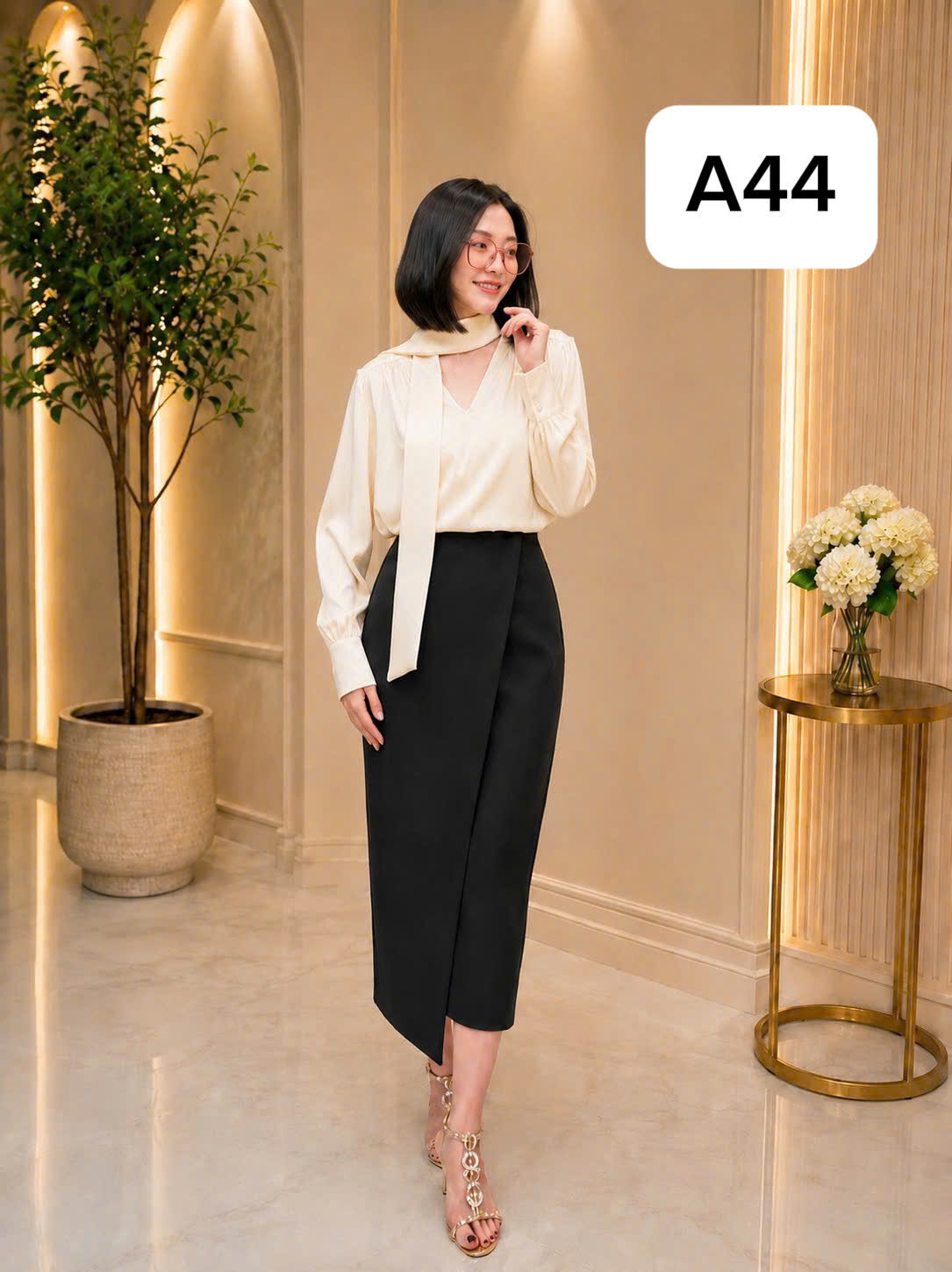 A44 - Set áo Sơ mi kết hợp chân váy công sở