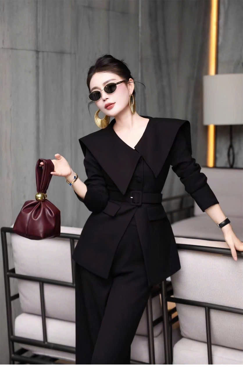 Sét Bộ Ký Giả Cách Điệu Quần Suông