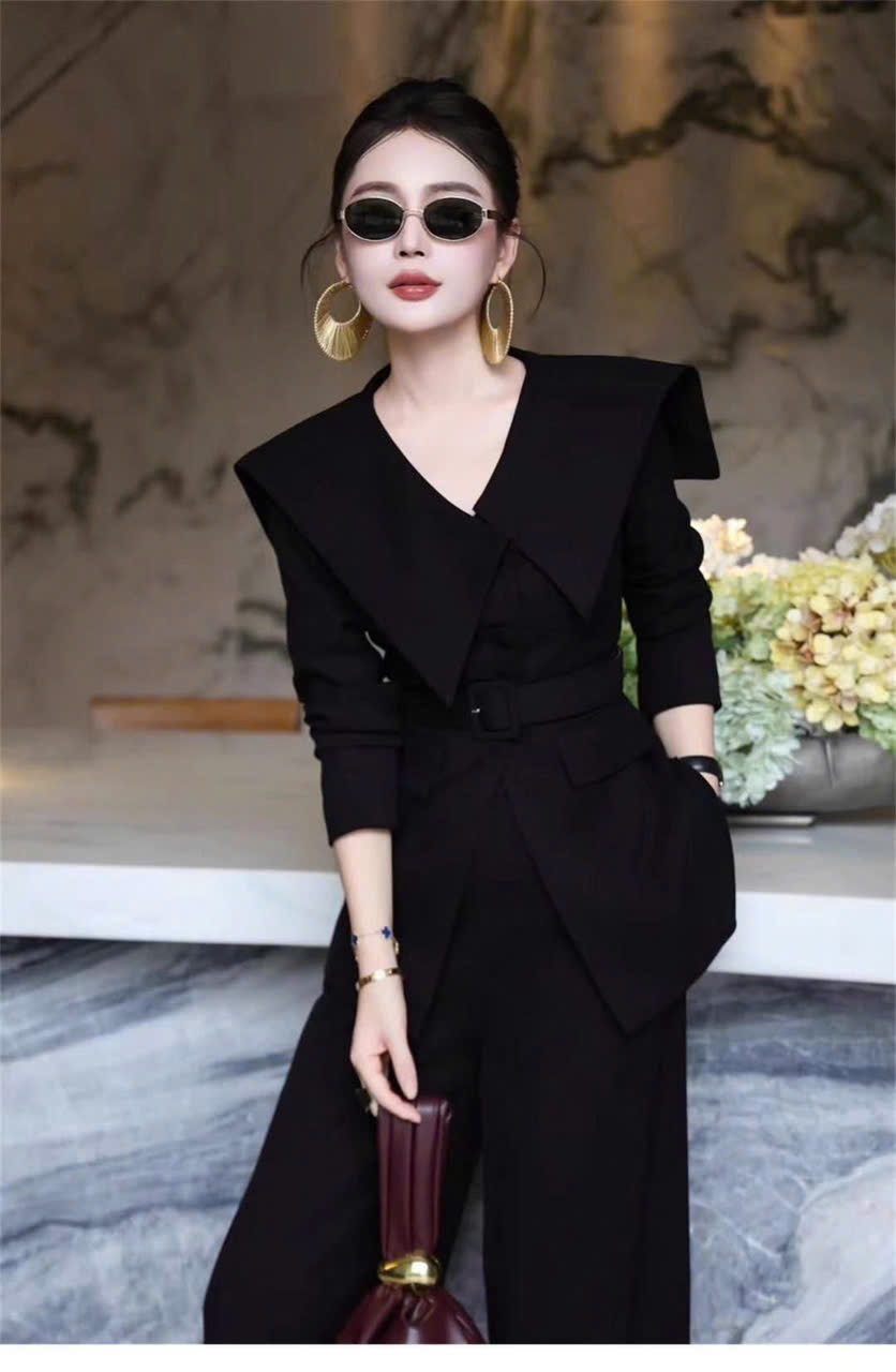Sét Bộ Ký Giả Cách Điệu Quần Suông