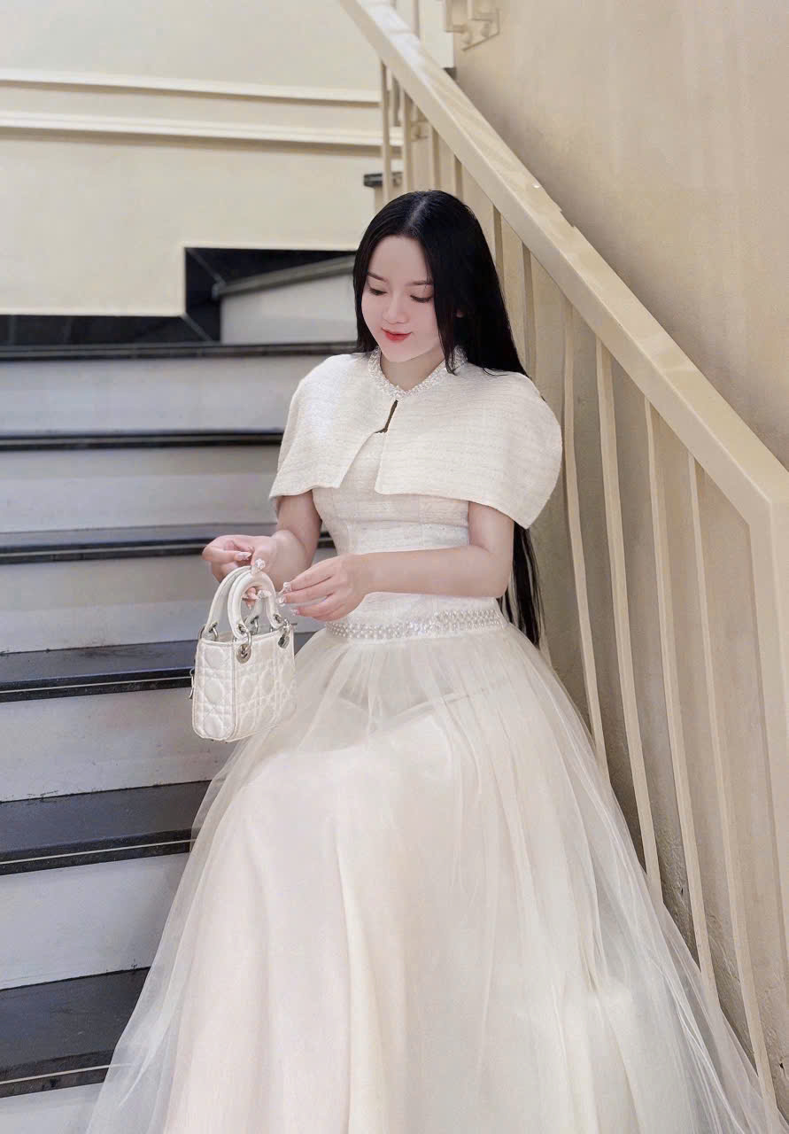 Đầm Tiệc Ren Dáng Dài