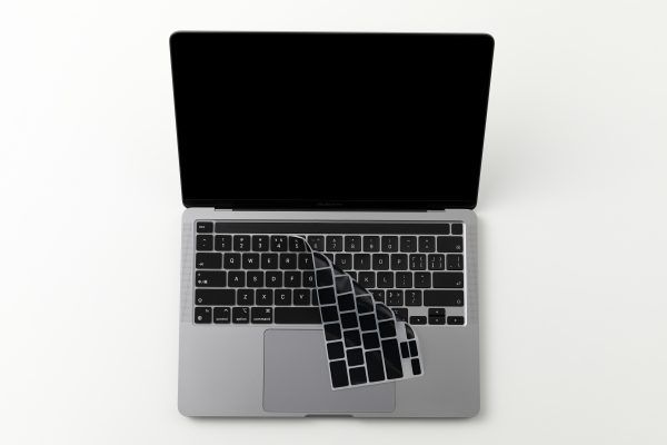 PHỦ PHÍM INNOSTYLE (USA) KEYGUARD PRIME MACBOOK PRO 13″ M1- BLACK