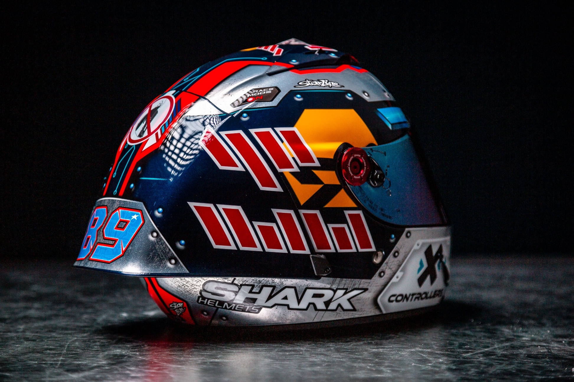 shark-jorgemartin-6.jpg