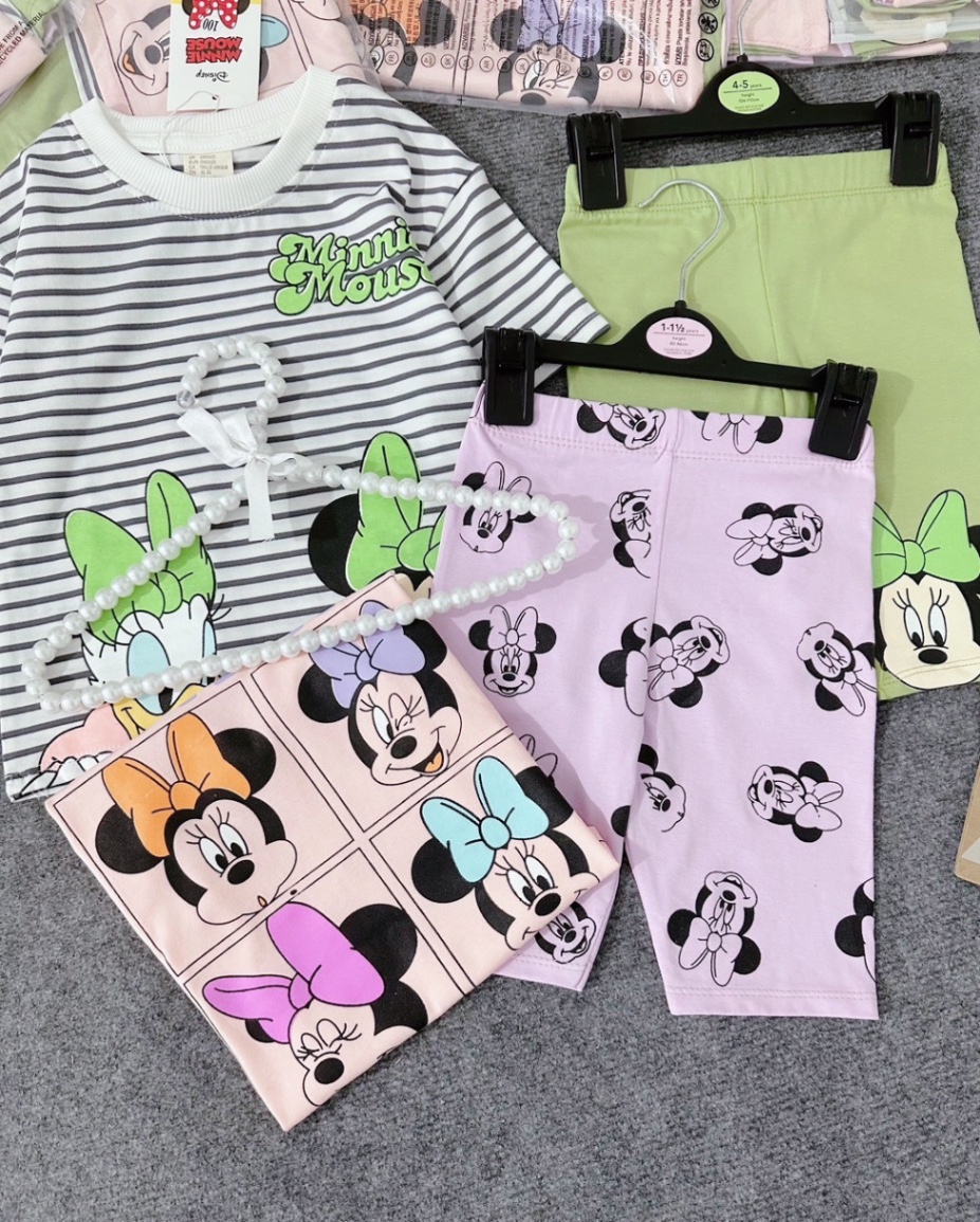 Set 2 bộ mickey in hình