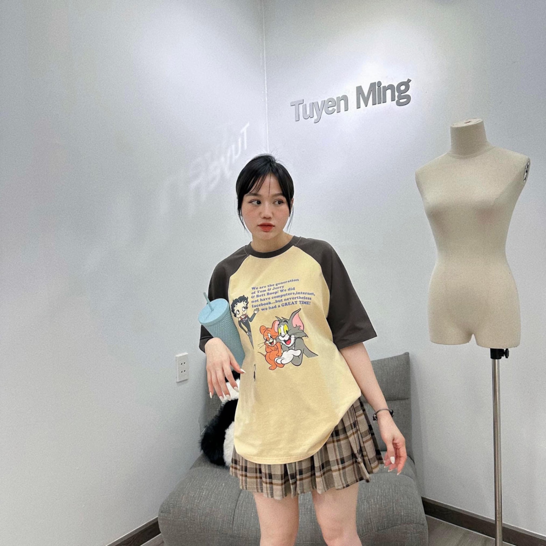 Set cv xếp ly kẻ áo phối tay tom & jerry