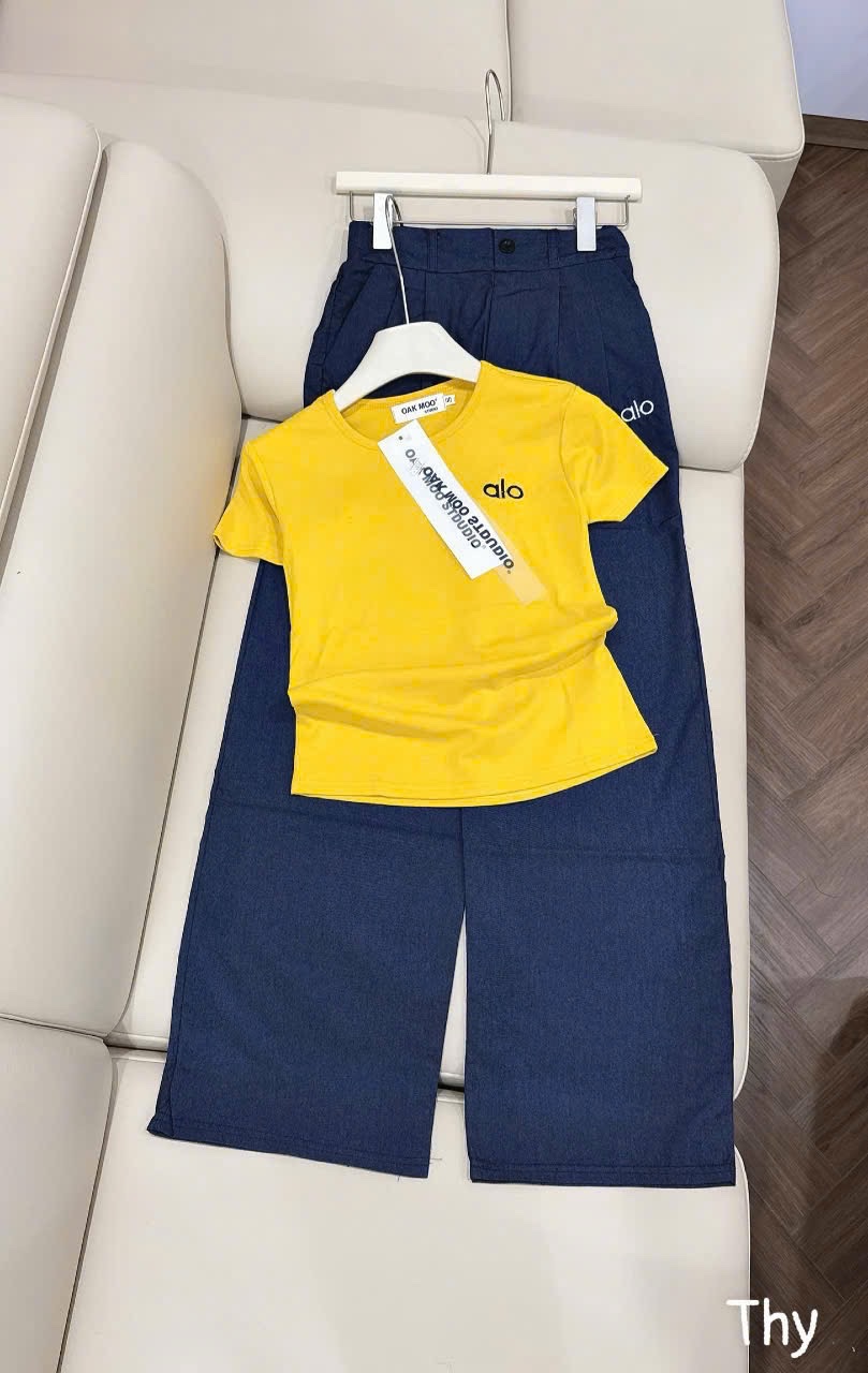 B17919 Set áo zip mix quần jean giấy alo