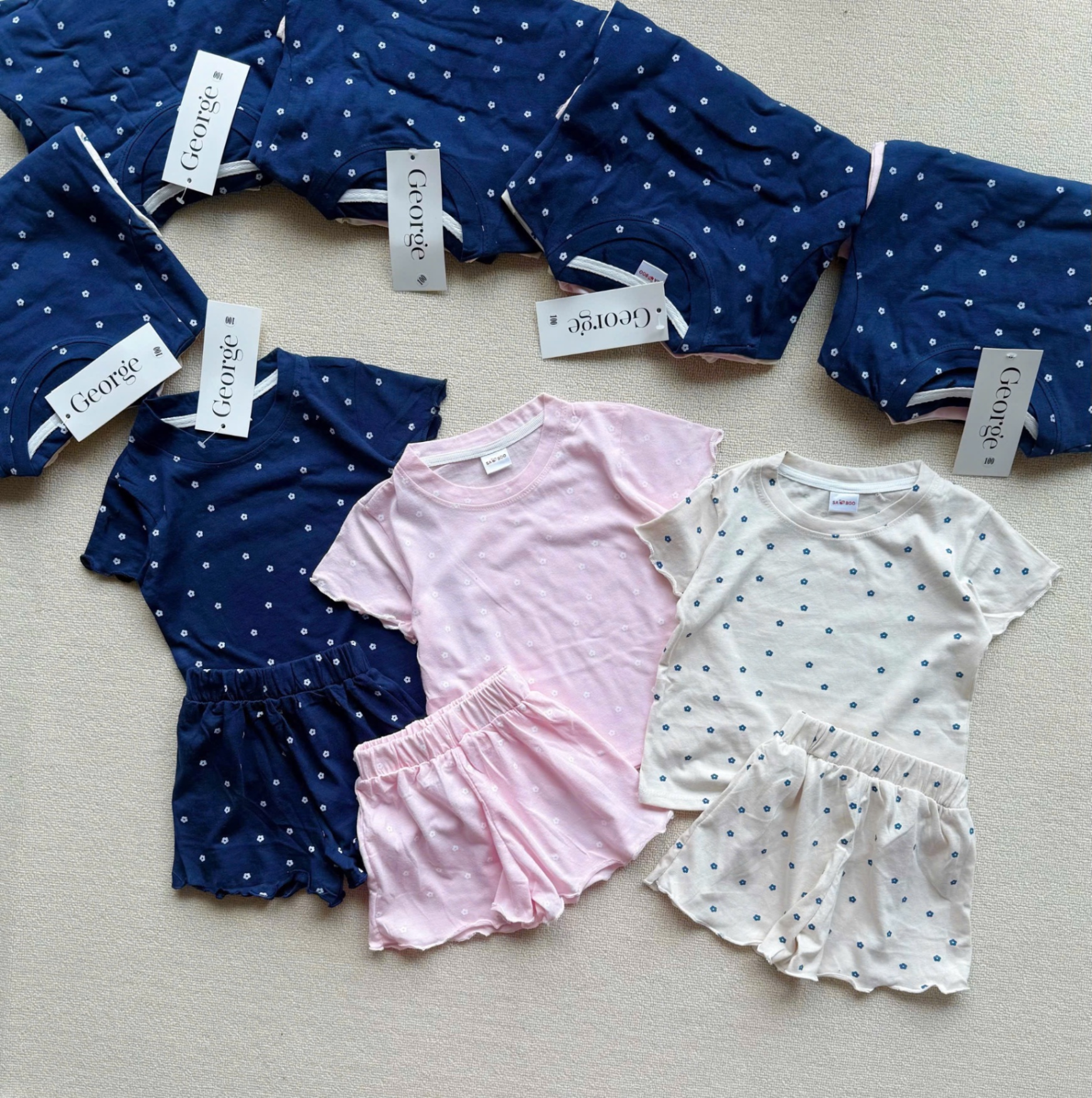 S17925 Set 3 bộ bé gái chấm bi