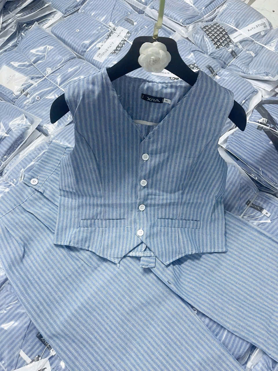 S17992 Sét vest kẻ crt phối quần sớ bèo