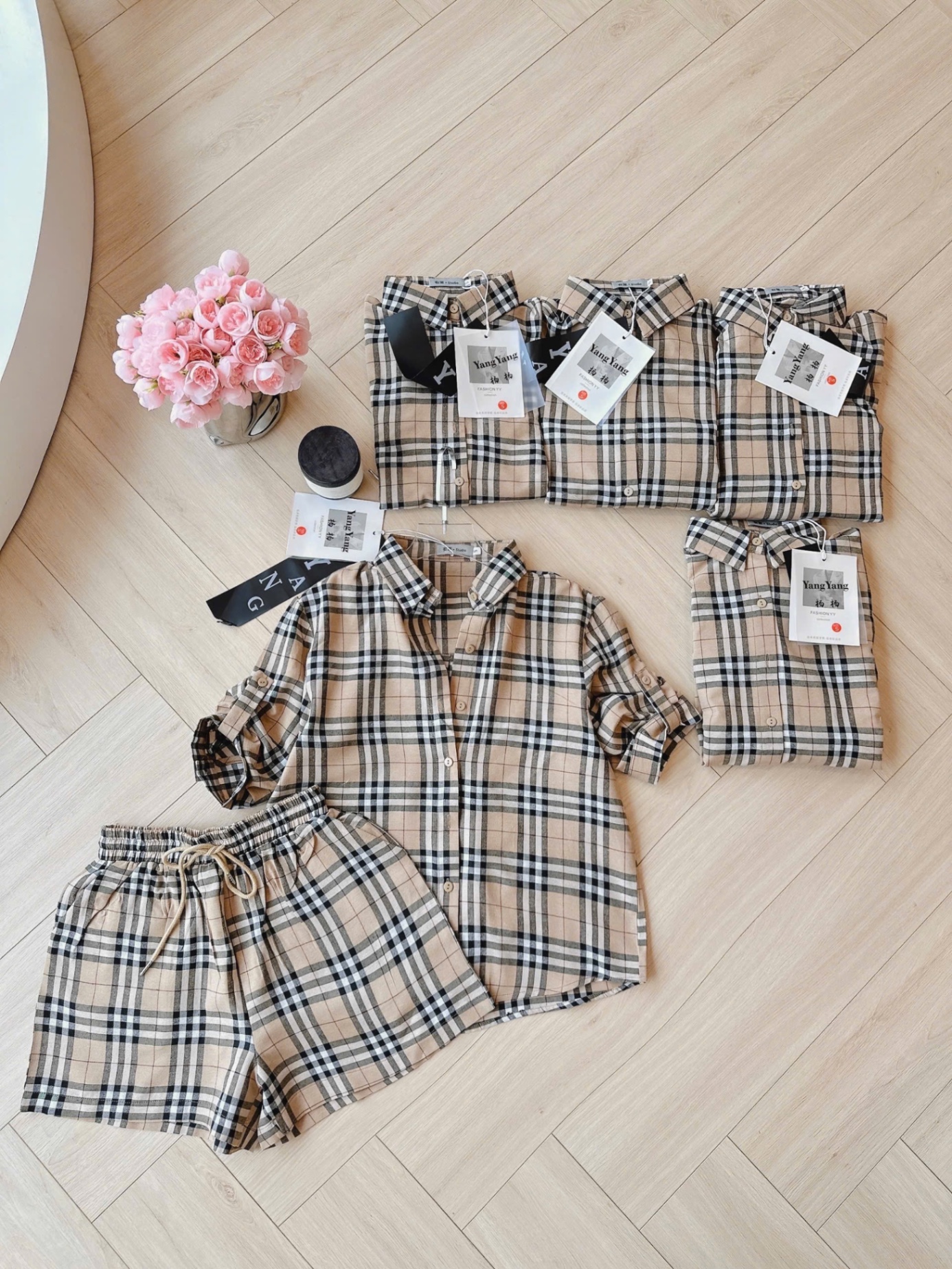 S18211 Set kẻ nâu tay khuy mix short
