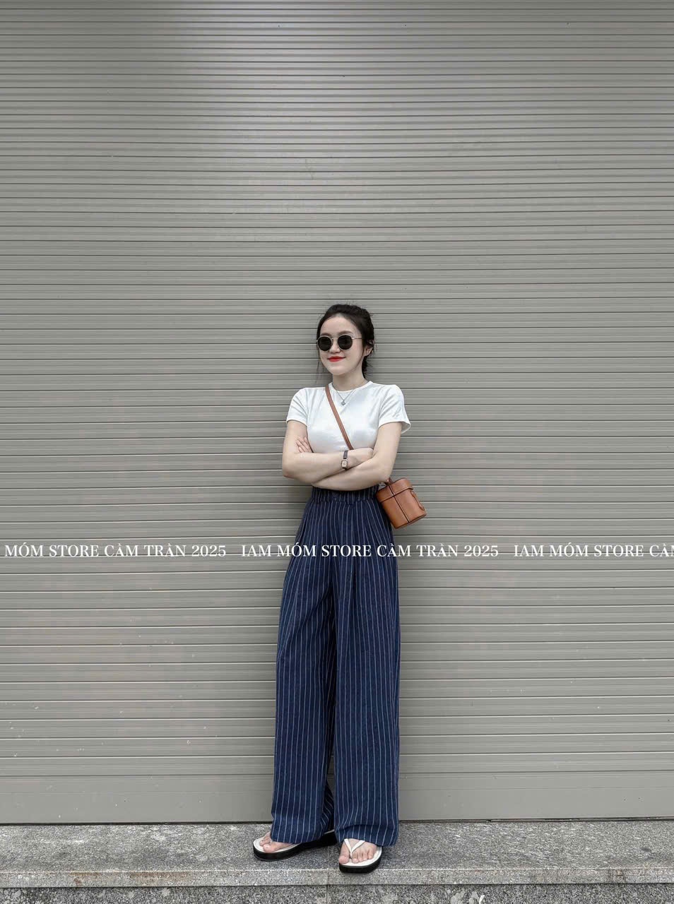 Q18327 QUẦN JEAN SUÔNG KẺ GẬP GẤU