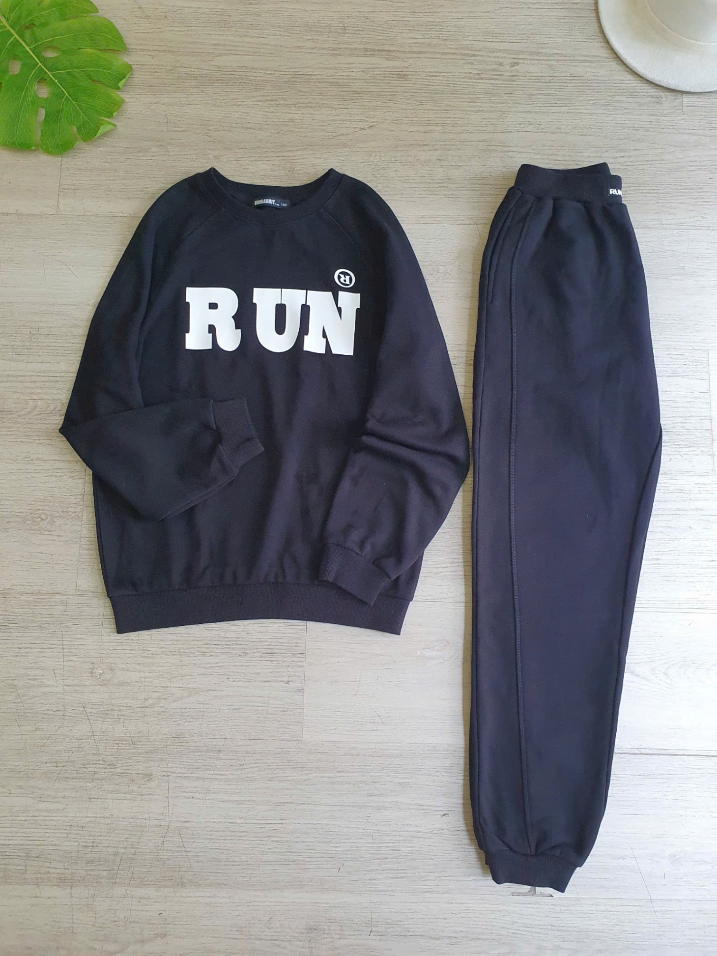 Quần jogger nỉ cho bé, cạp chun, 2 túi chéo, 6 màu