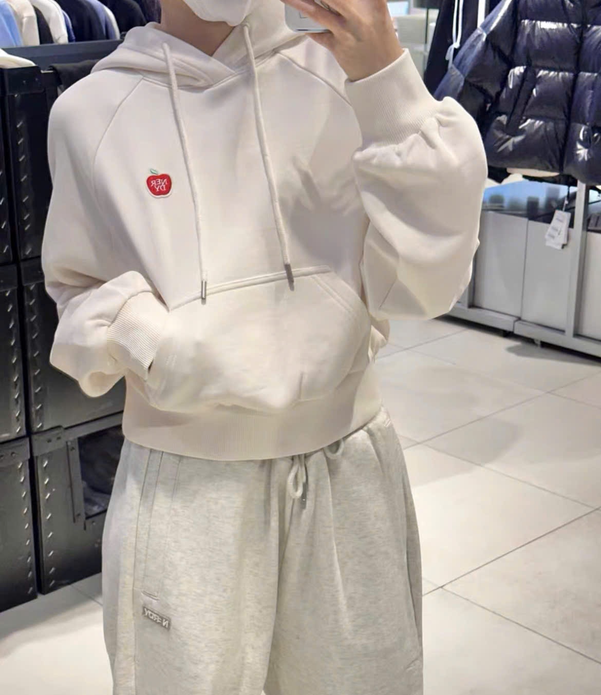 Áo nỉ hoodie Nerdy dáng lửng, hạ vai, túi to bản trước, 3 màu