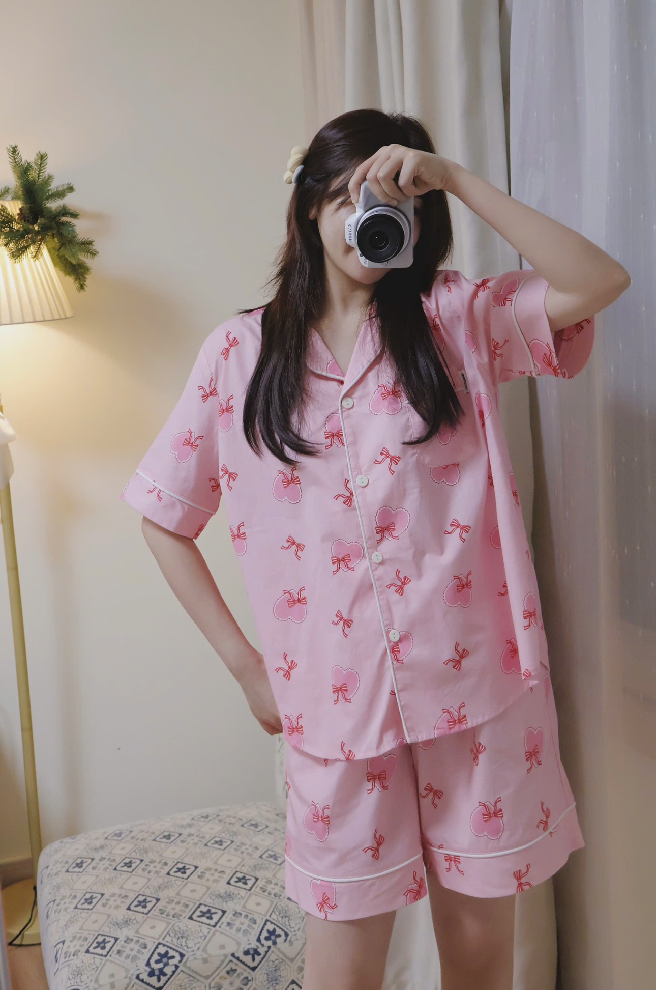 Bộ mặc nhà Beemon cho người lớn.áo cổ pijama, quần đùi, viền trắng, 2 màu