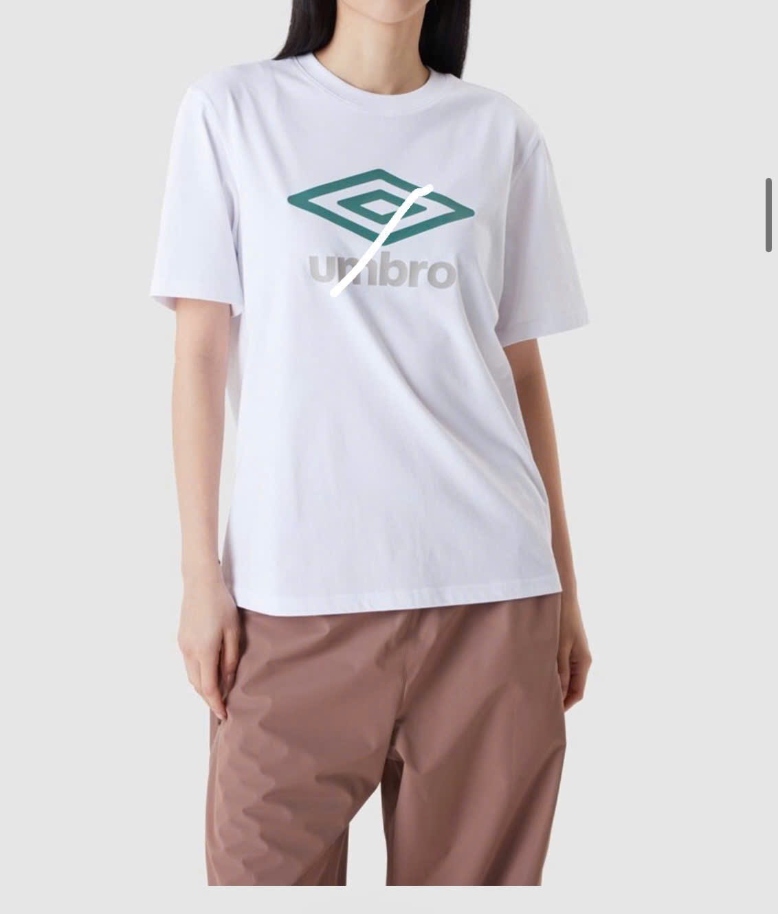 Áo phông unisex cổ tròn,ngắn tay, hình thoi to và chữ trước ngực, 3 màu