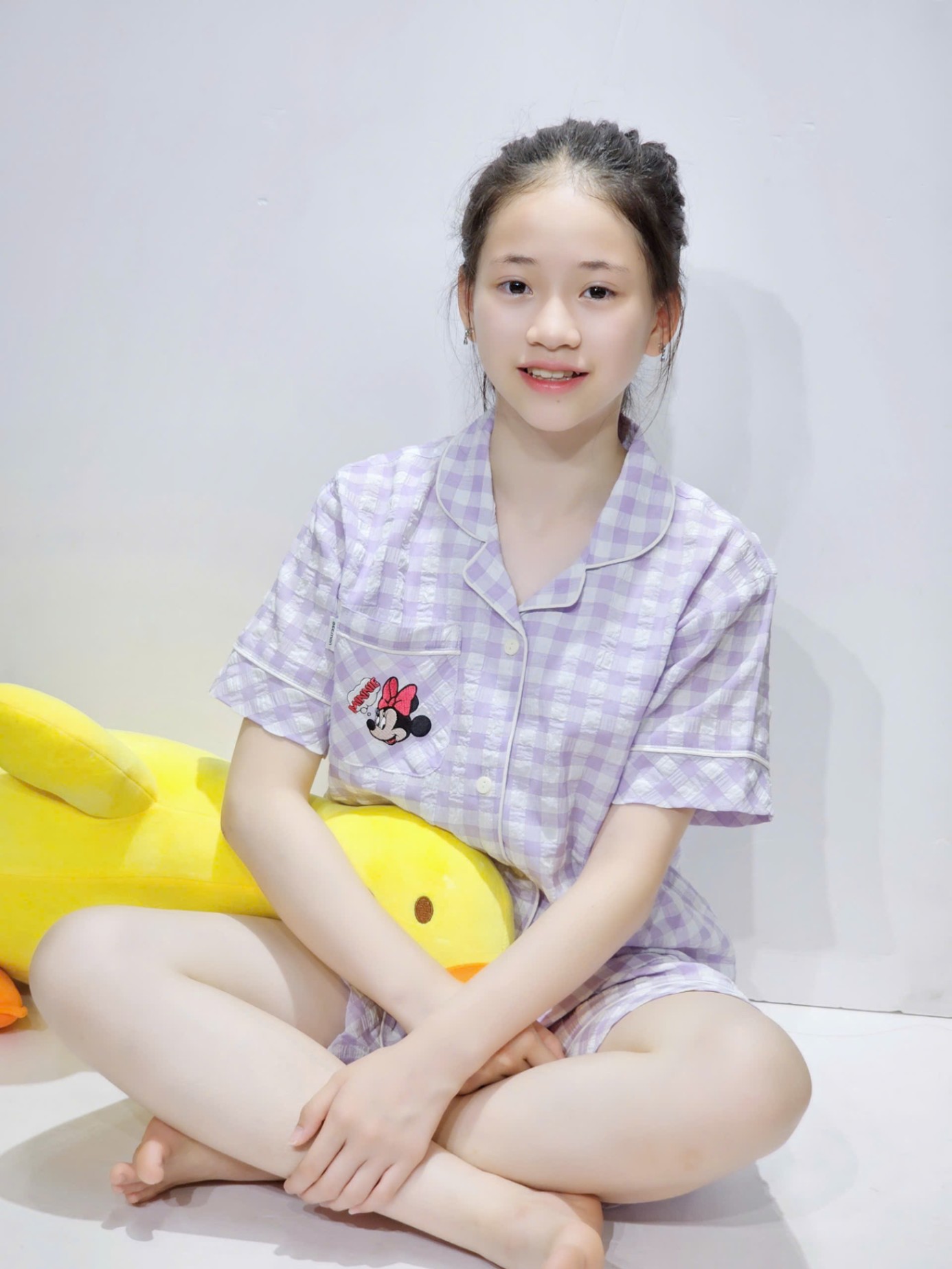 Bộ mặc nhà cho bé, kẻ caro. túi ngực, in hình con Mickeyc