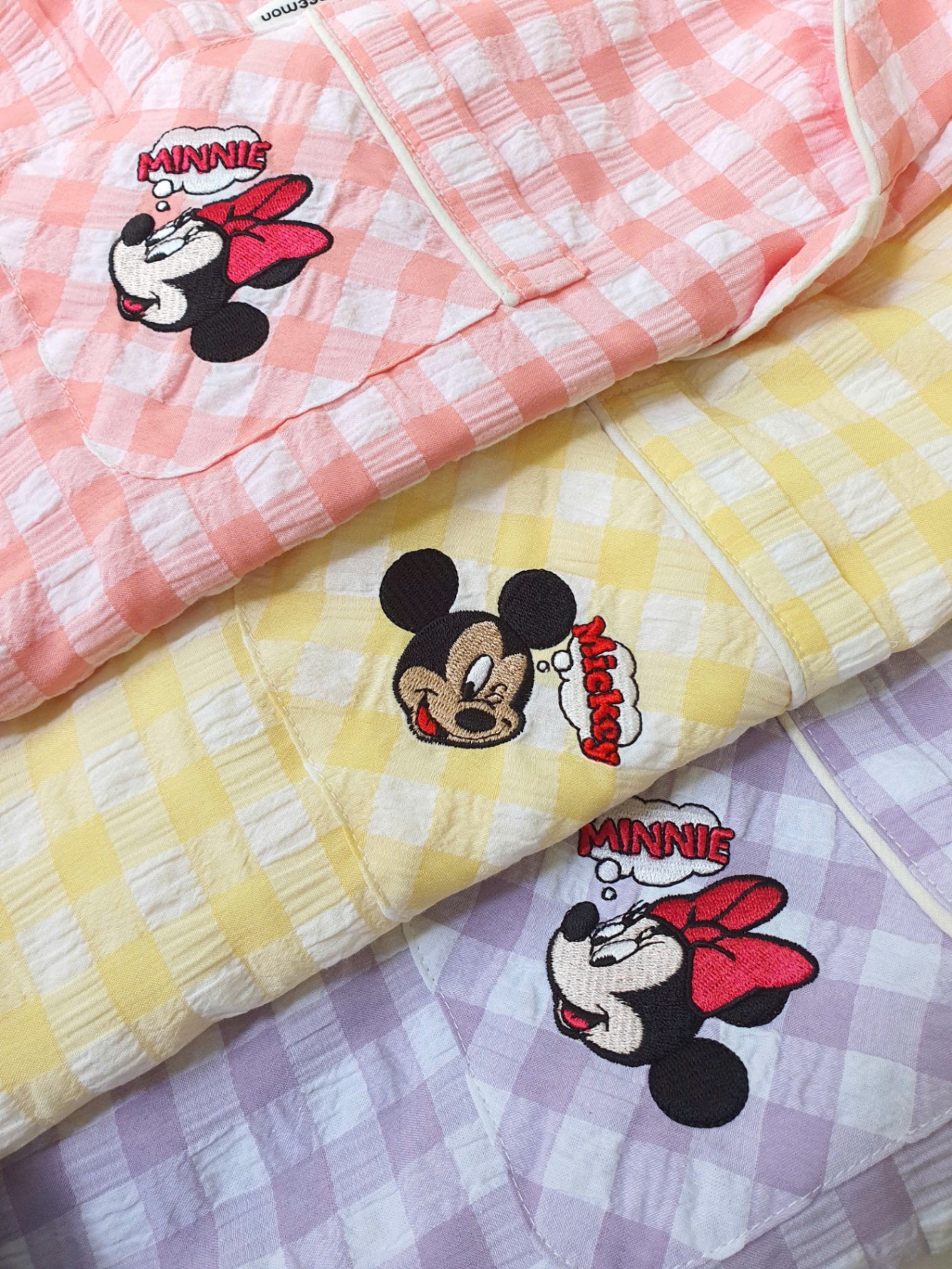 Bộ mặc nhà cho bé, kẻ caro. túi ngực, in hình con Mickeyc