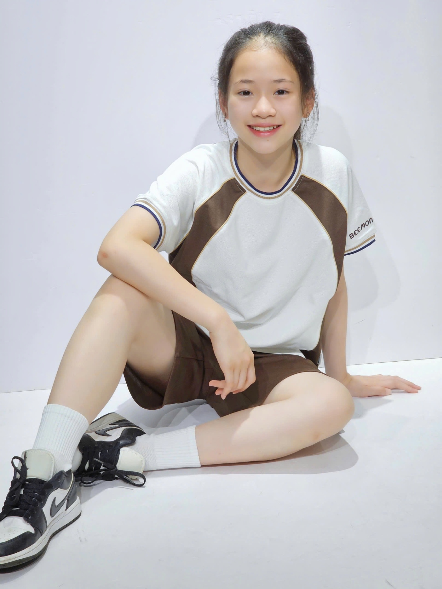 Bộ cho bé, áo cổ tròn, viền cổ và tay áo, áo phối viền cùng màu quần short, 2 màu