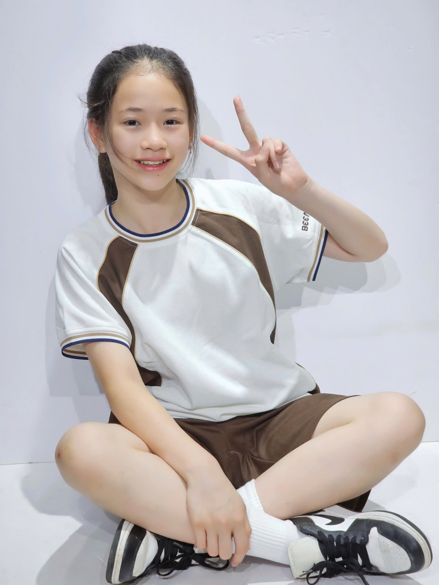Bộ cho bé, áo cổ tròn, viền cổ và tay áo, áo phối viền cùng màu quần short, 2 màu