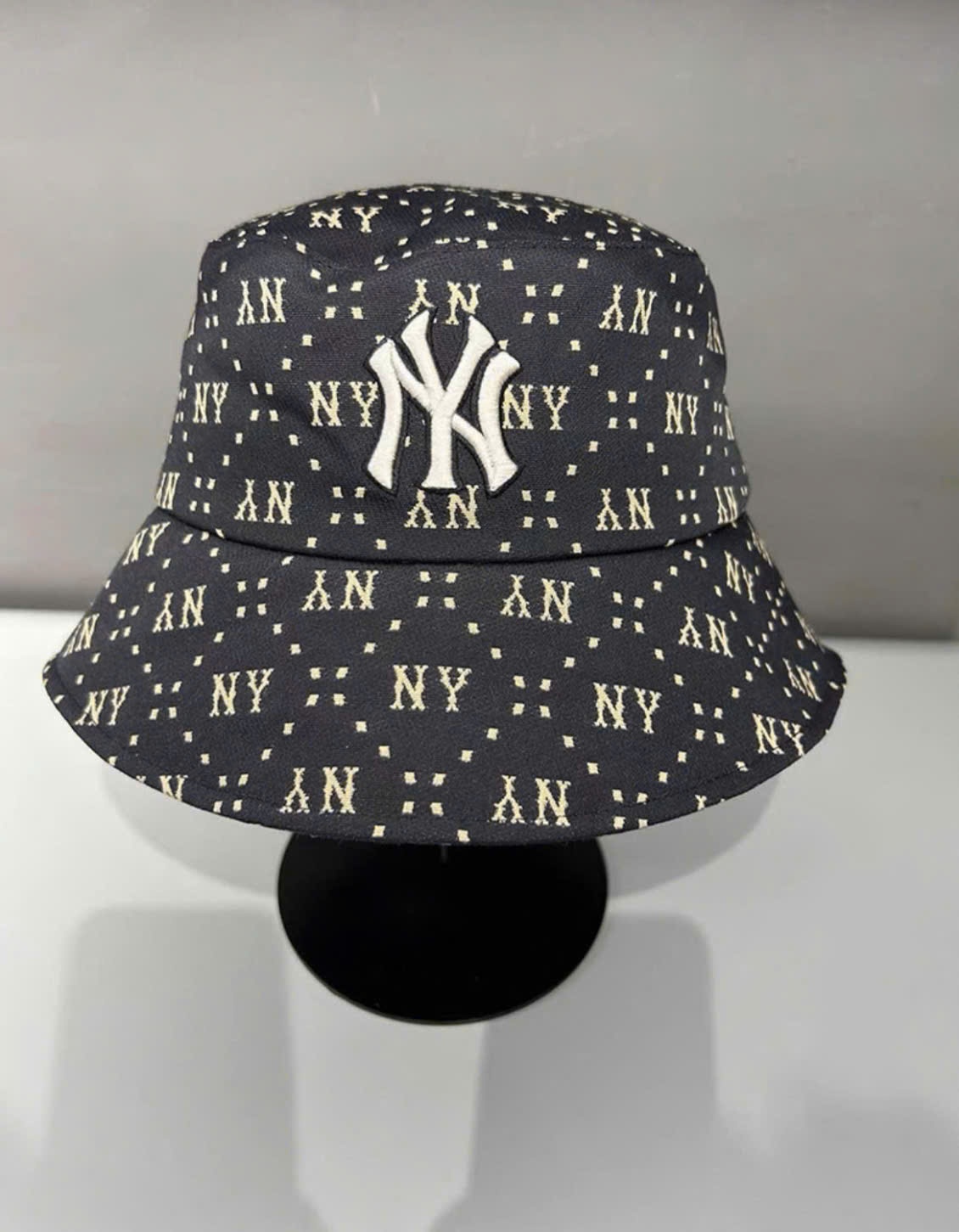 Mũ bucket , có lớp lót, họa tiết chữ NY và chữ B, 3 màu