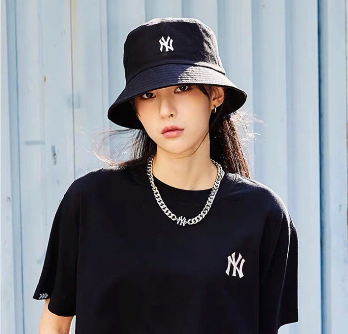 Mũ chữ NY nhỏ trước mũ, màu đen