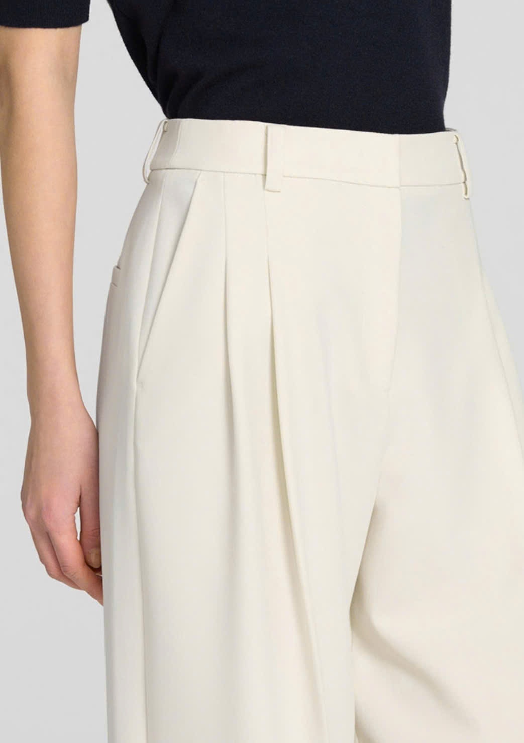 Quần suông 2 ly pha rayon, chất dày vừa phải