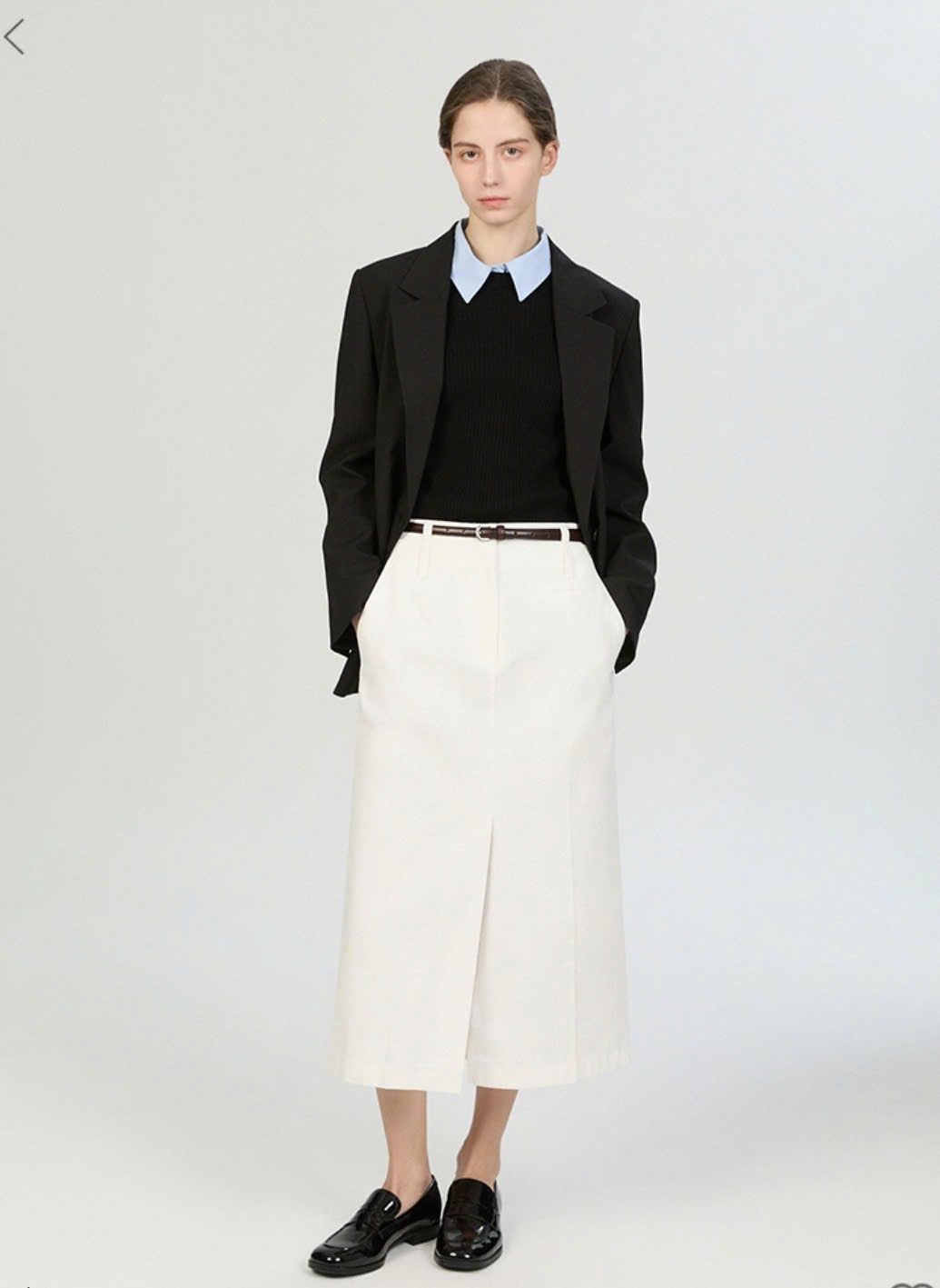 Blazer oversize 1 cúc, hạ vai, thân sau may chắp vạt