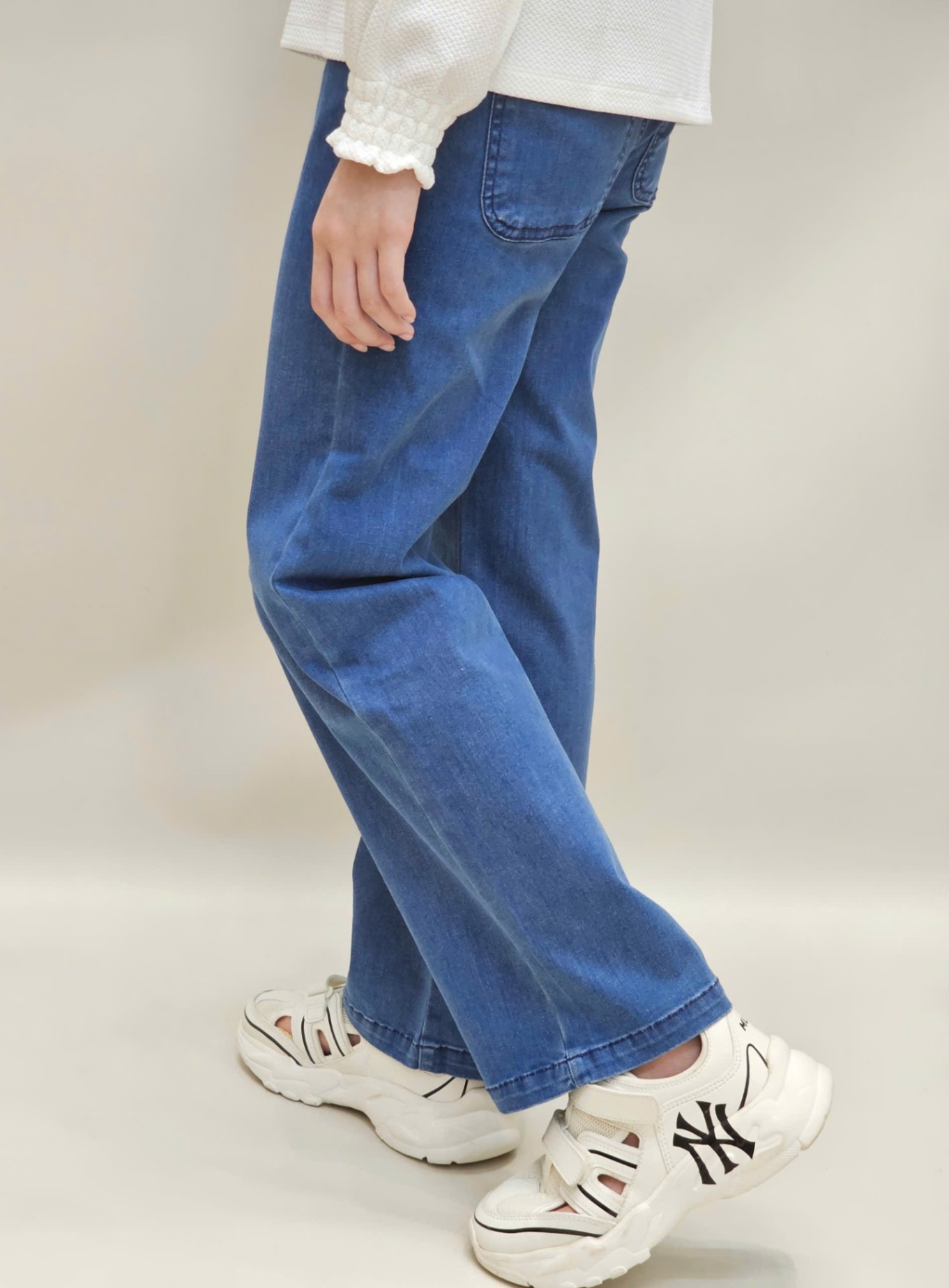 Quần jean ống suông Beemon BG, cạp chun