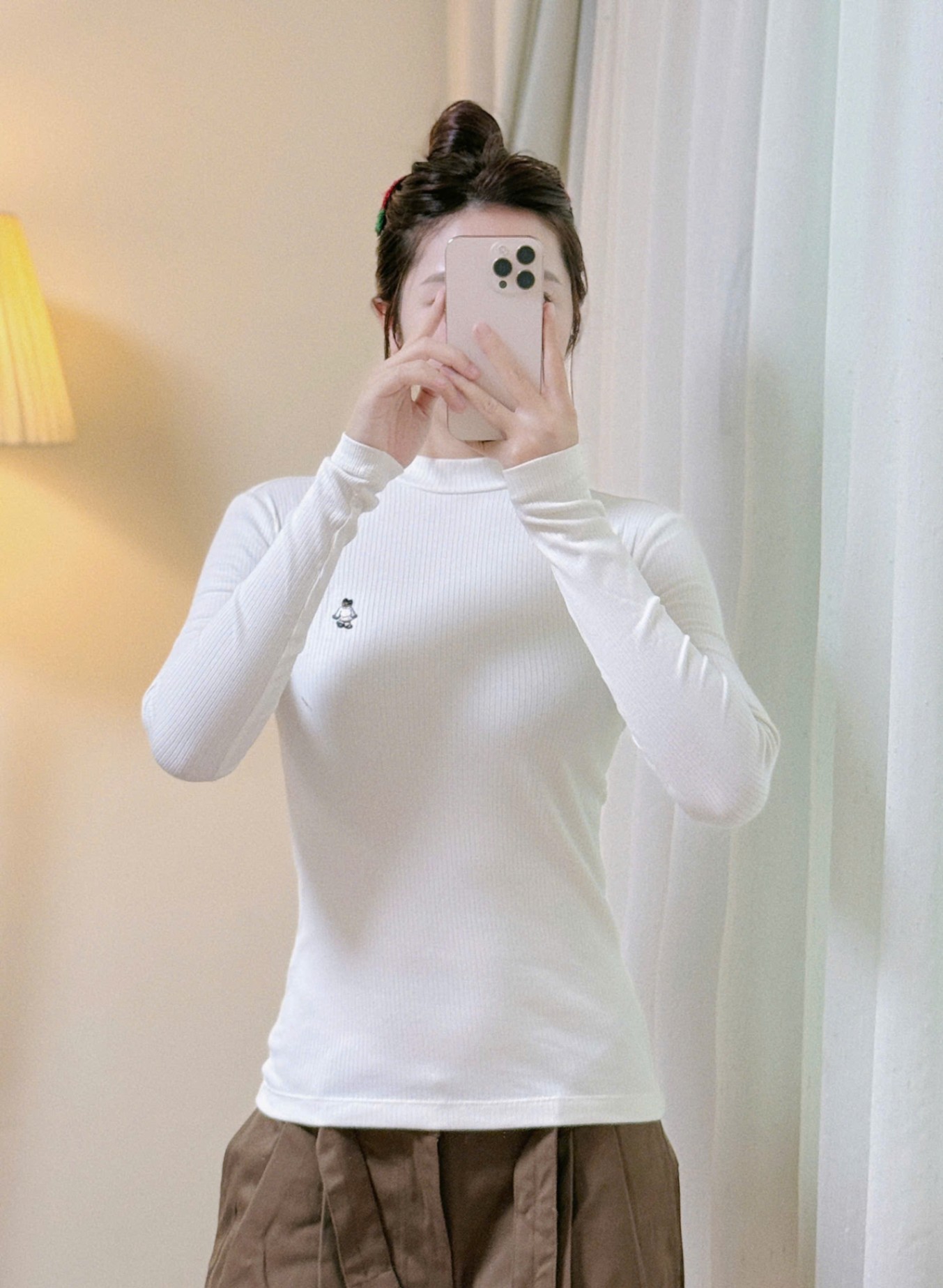 Áo thun Beemon cổ 3 phân người lớn, thêu gấu