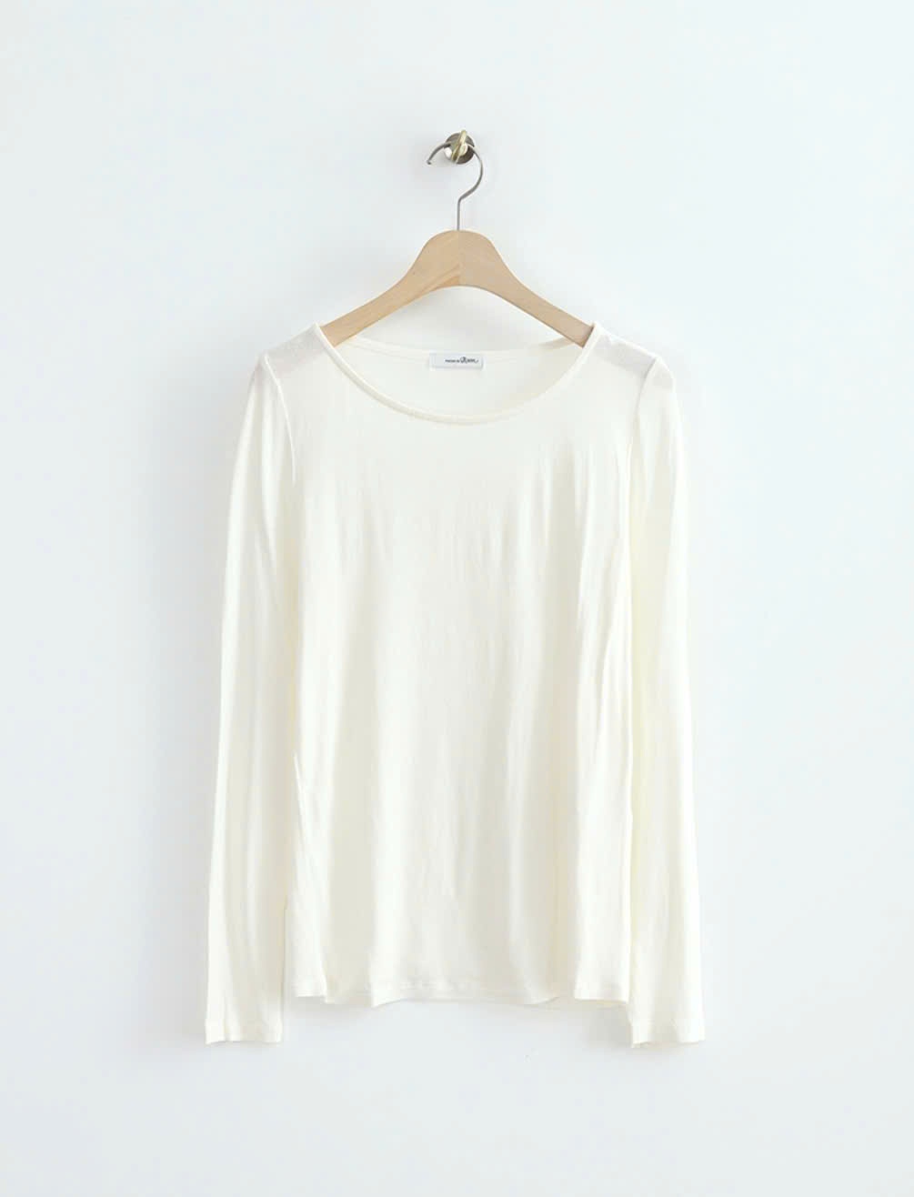 Áo thun rayon co giãn, cổ tròn, dài tay