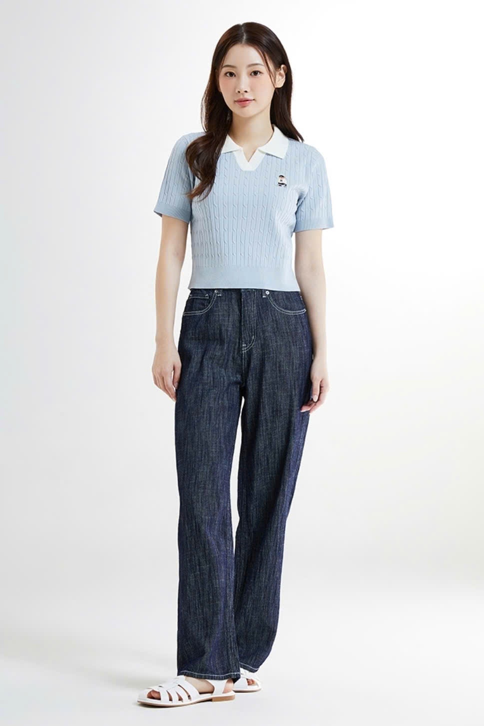 Áo mongtoghi cổ polo, dáng crop, thêu gấu