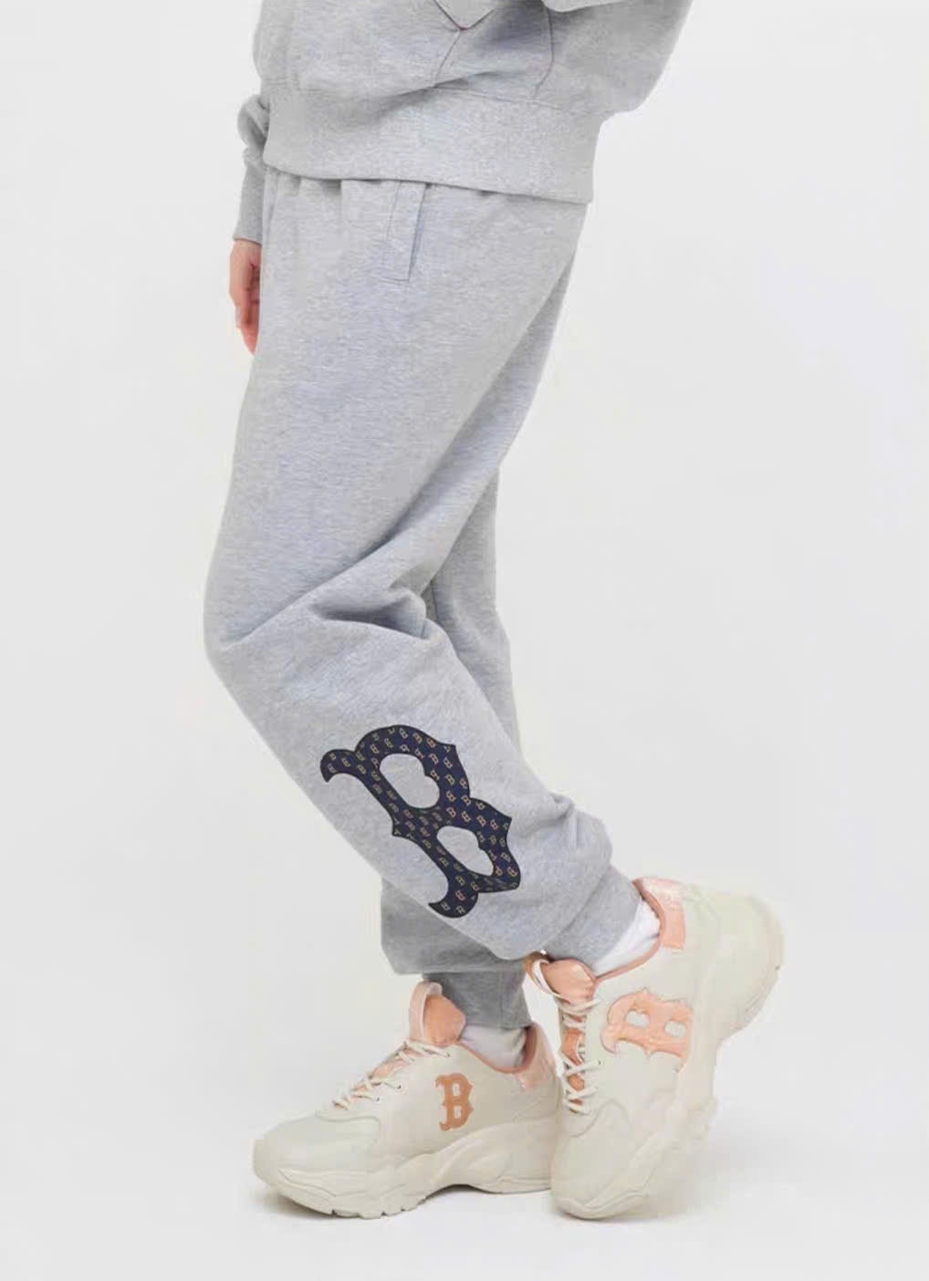 Quần jogger nỉ da cá,cạp chun, chữ gấu quần
