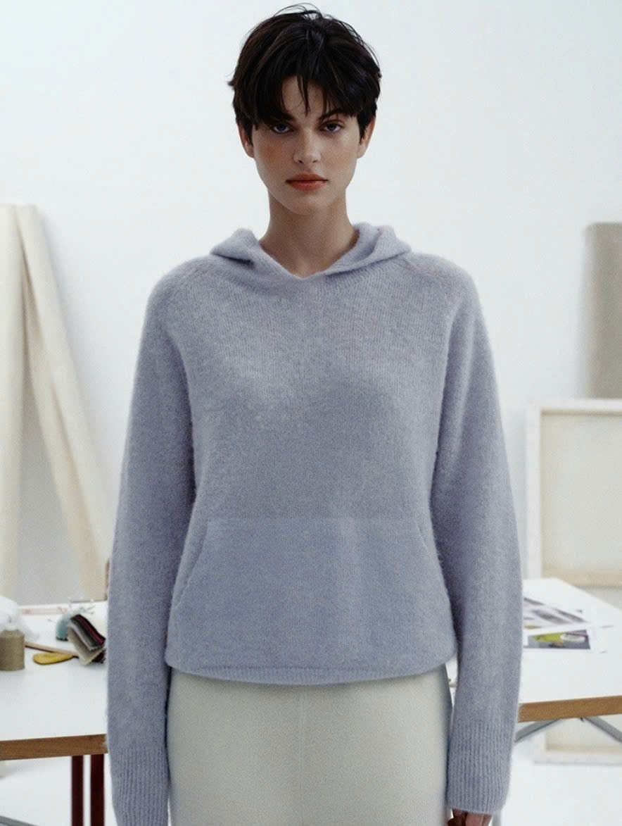 Áo len hoodie lấp lánh, túi vuông trước