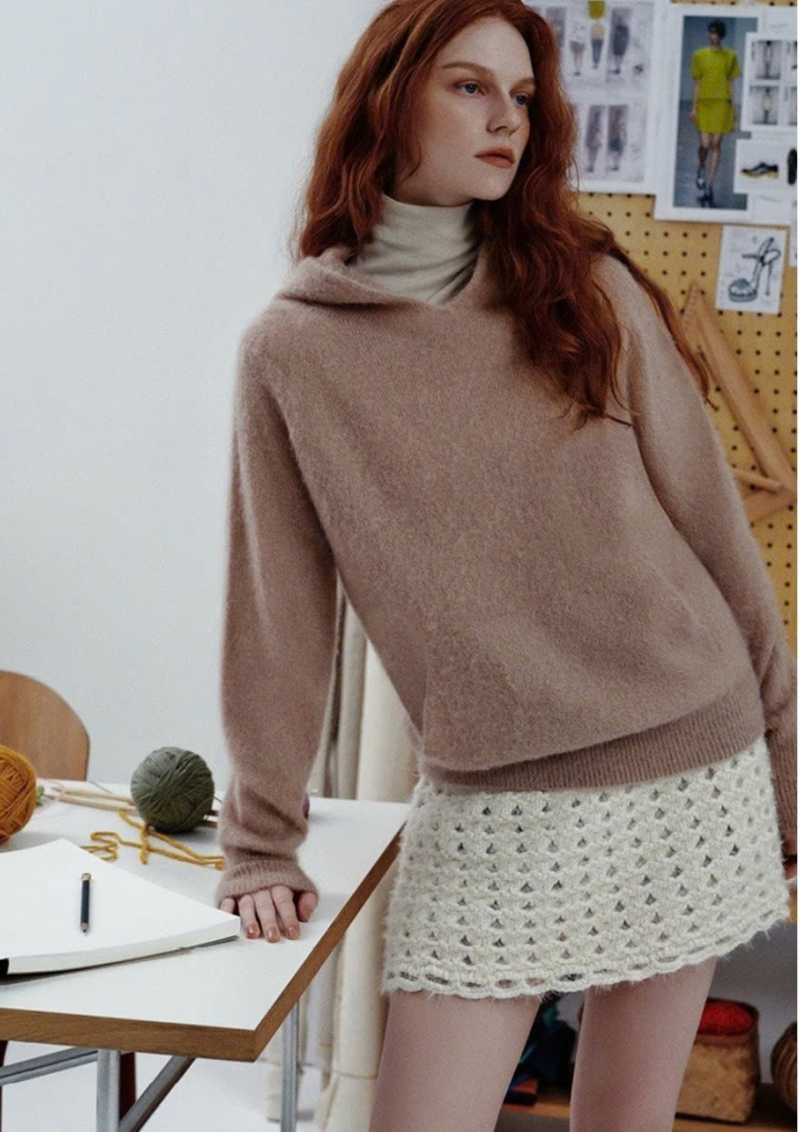 Áo len hoodie lấp lánh, túi vuông trước
