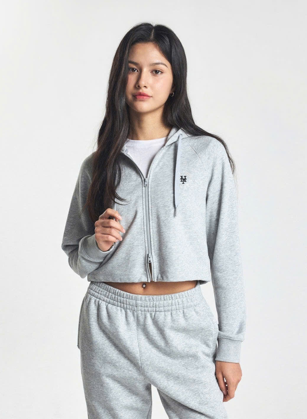 Áo khoác nỉ da cá hoodie kéo khóa, dáng lửng, rút gấu