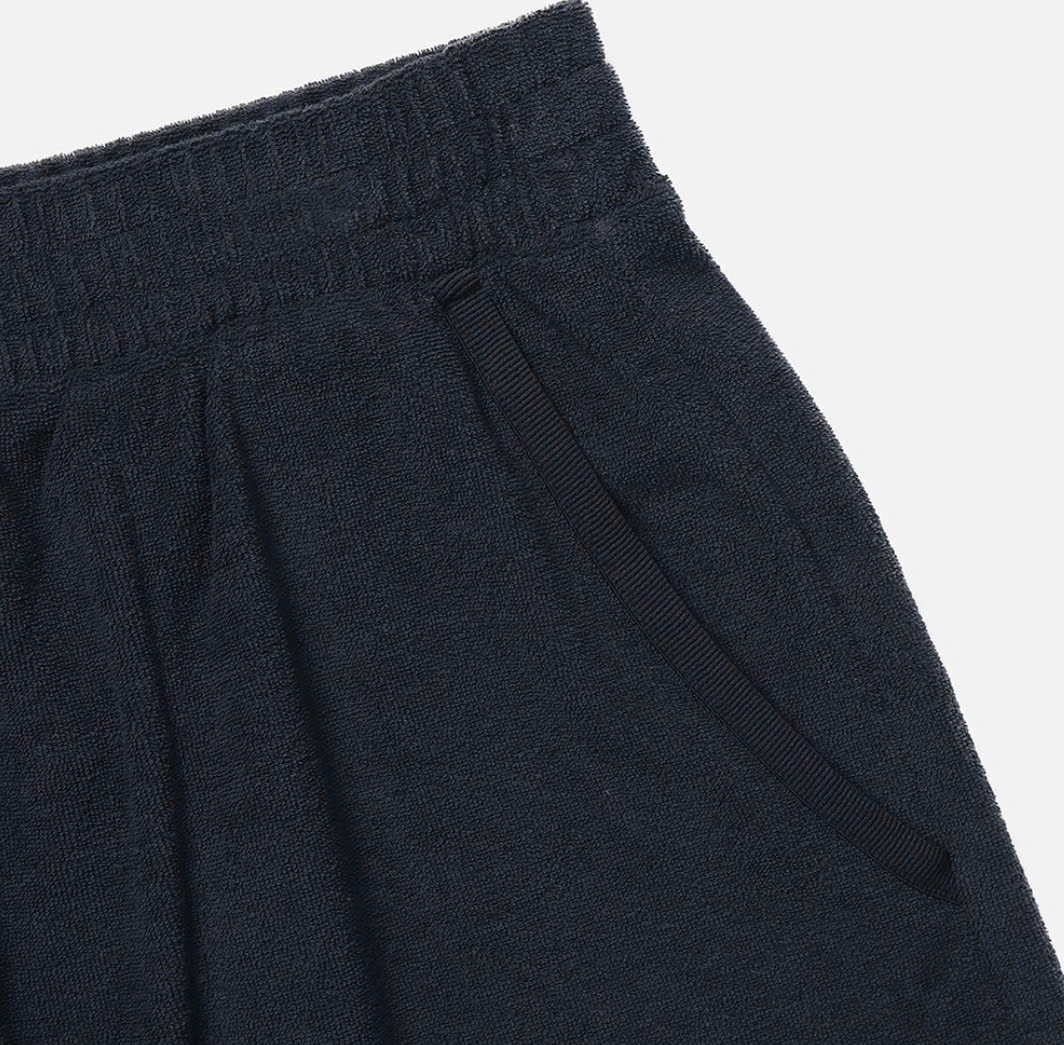 Quần short nhung cạp chun, túi vuông