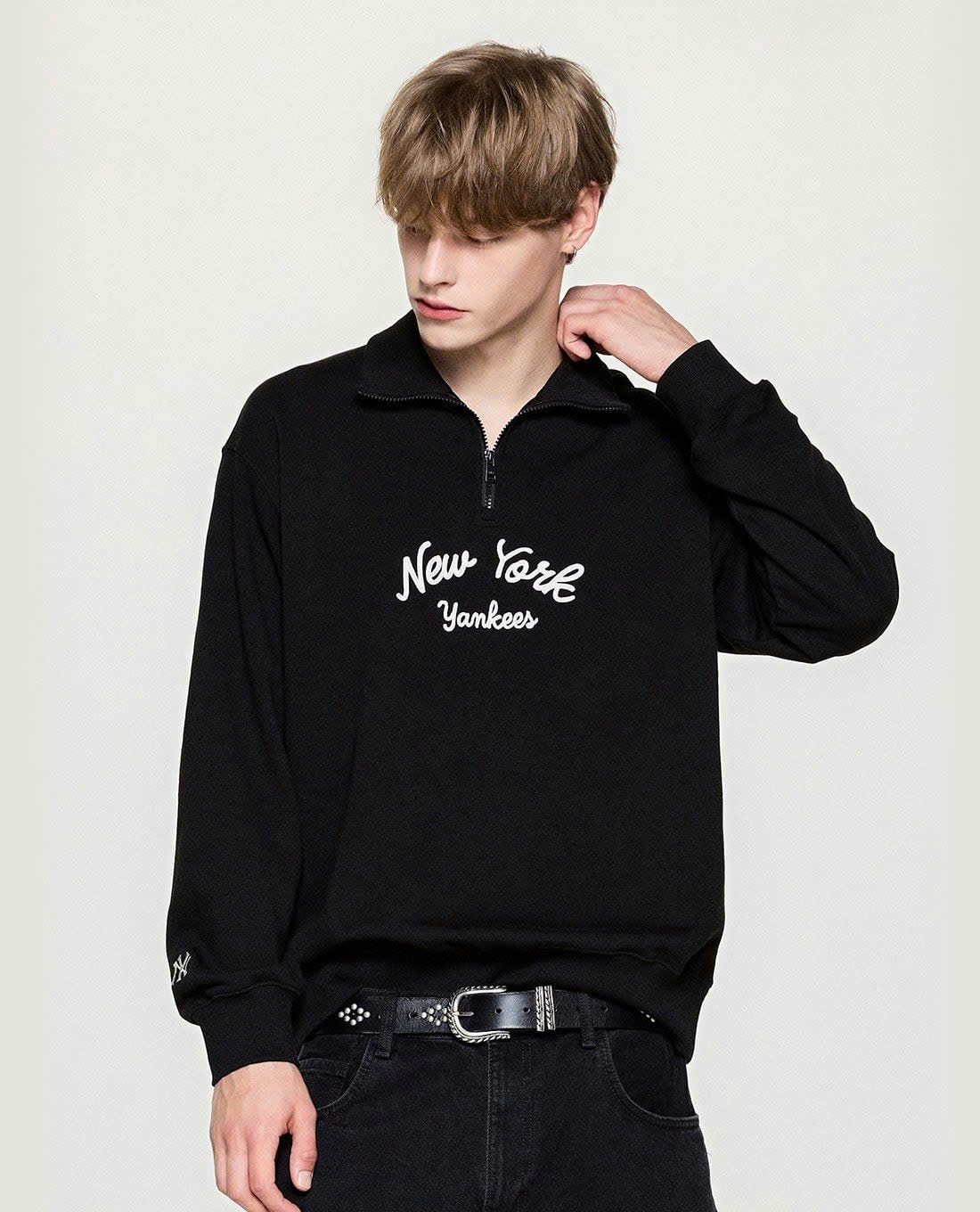 Áo nỉ da cá kéo khóa cổ, dòng unisex, chữ trước ngực